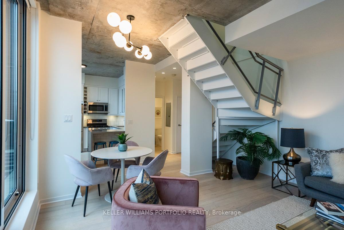 Photo 6 of Unit 806, 301 Markham Street, Toronto, Trinity-Bellwoods — HOMEH
