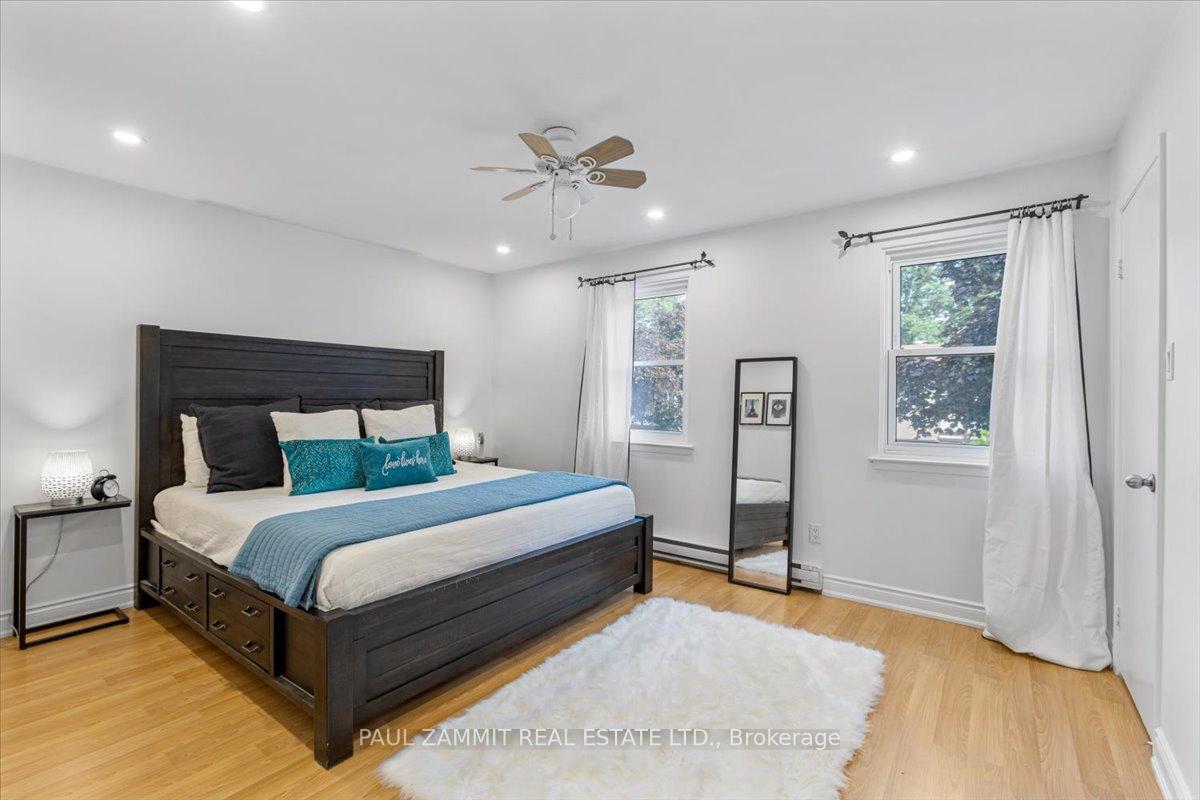 Photo 17 of 19 Harris Way, Markham, Aileen-Willowbrook — HOMEH