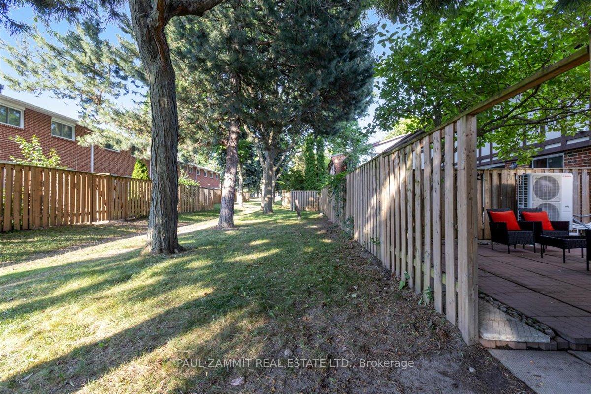 Photo 33 of 19 Harris Way, Markham, Aileen-Willowbrook — HOMEH