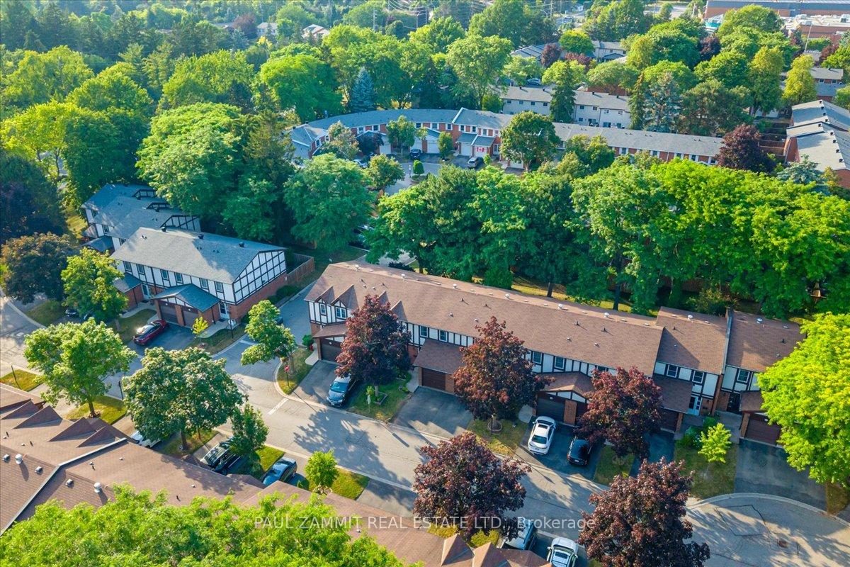 Photo 35 of 19 Harris Way, Markham, Aileen-Willowbrook — HOMEH