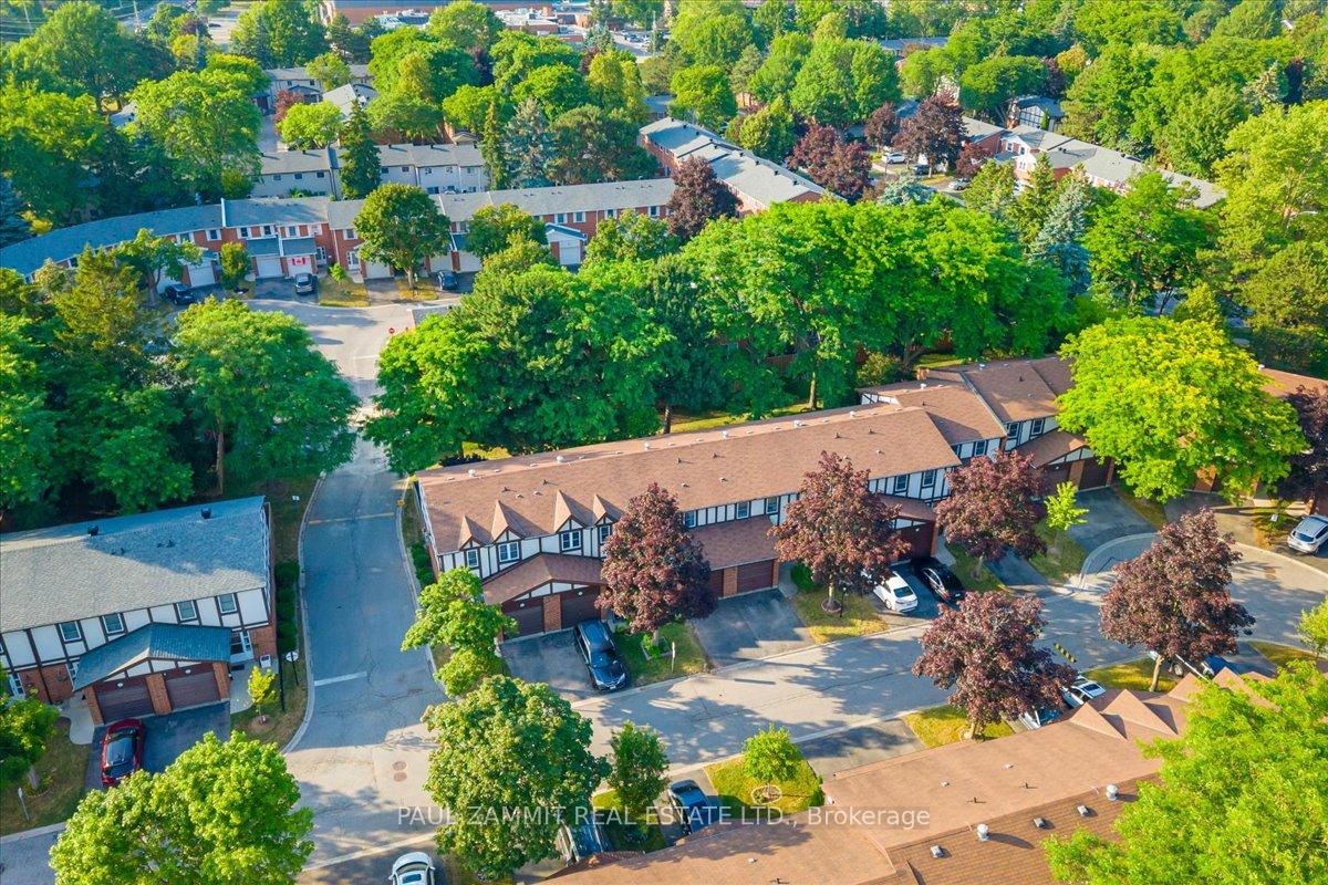 Photo 36 of 19 Harris Way, Markham, Aileen-Willowbrook — HOMEH