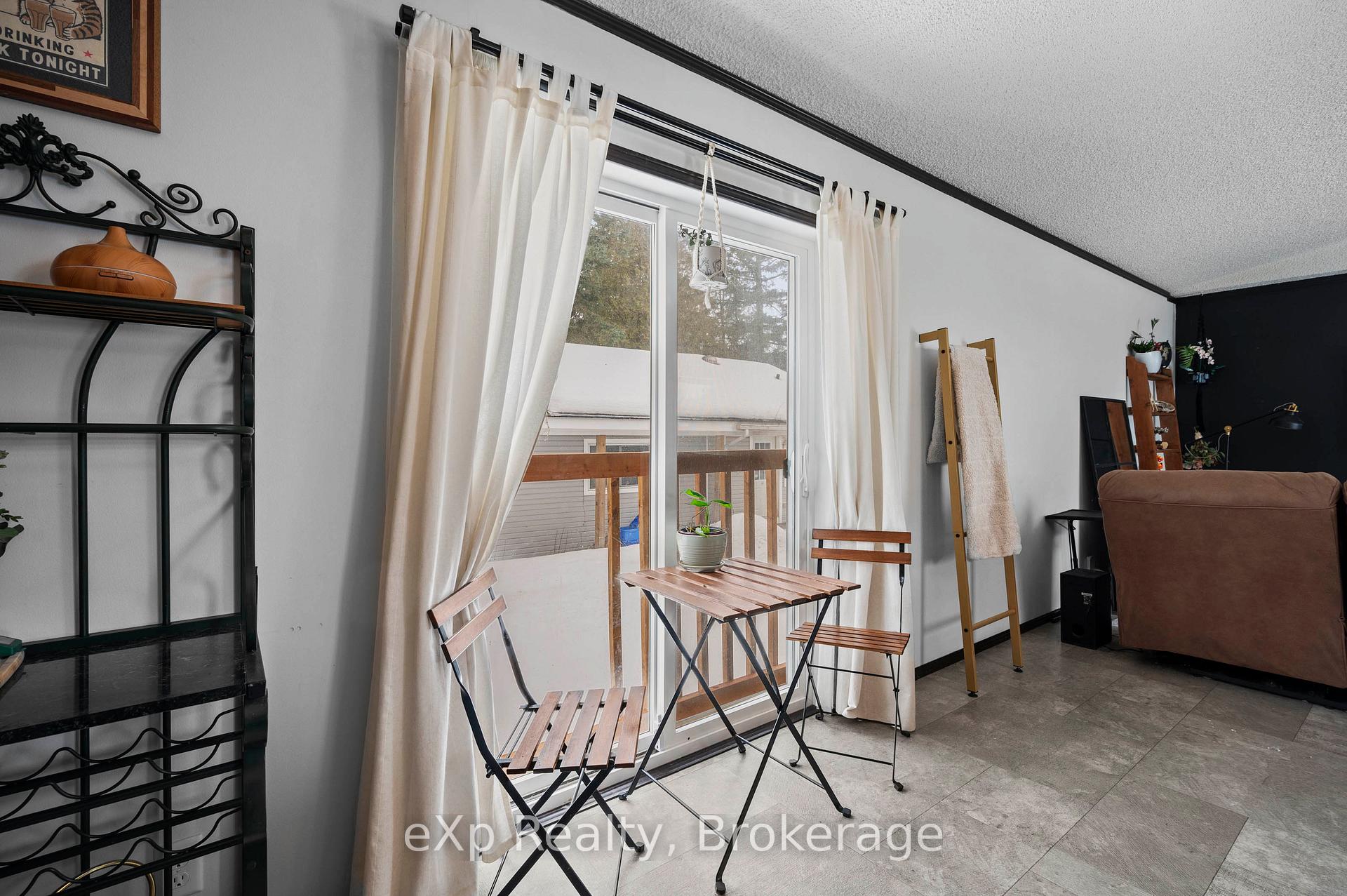 Photo 16 of 15 Cedar Lane, Erin, Hillsburgh — HOMEH