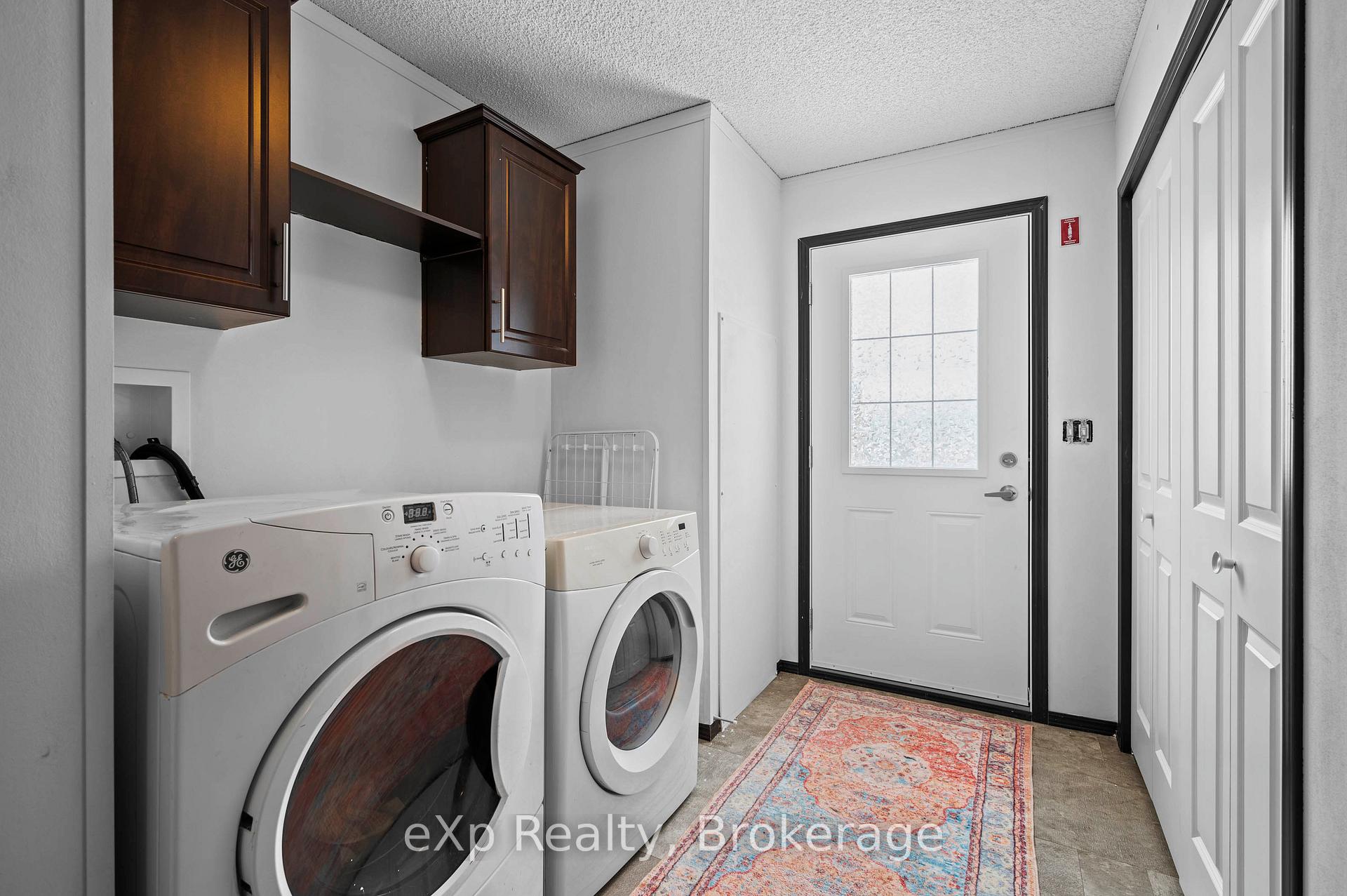 Photo 26 of 15 Cedar Lane, Erin, Hillsburgh — HOMEH