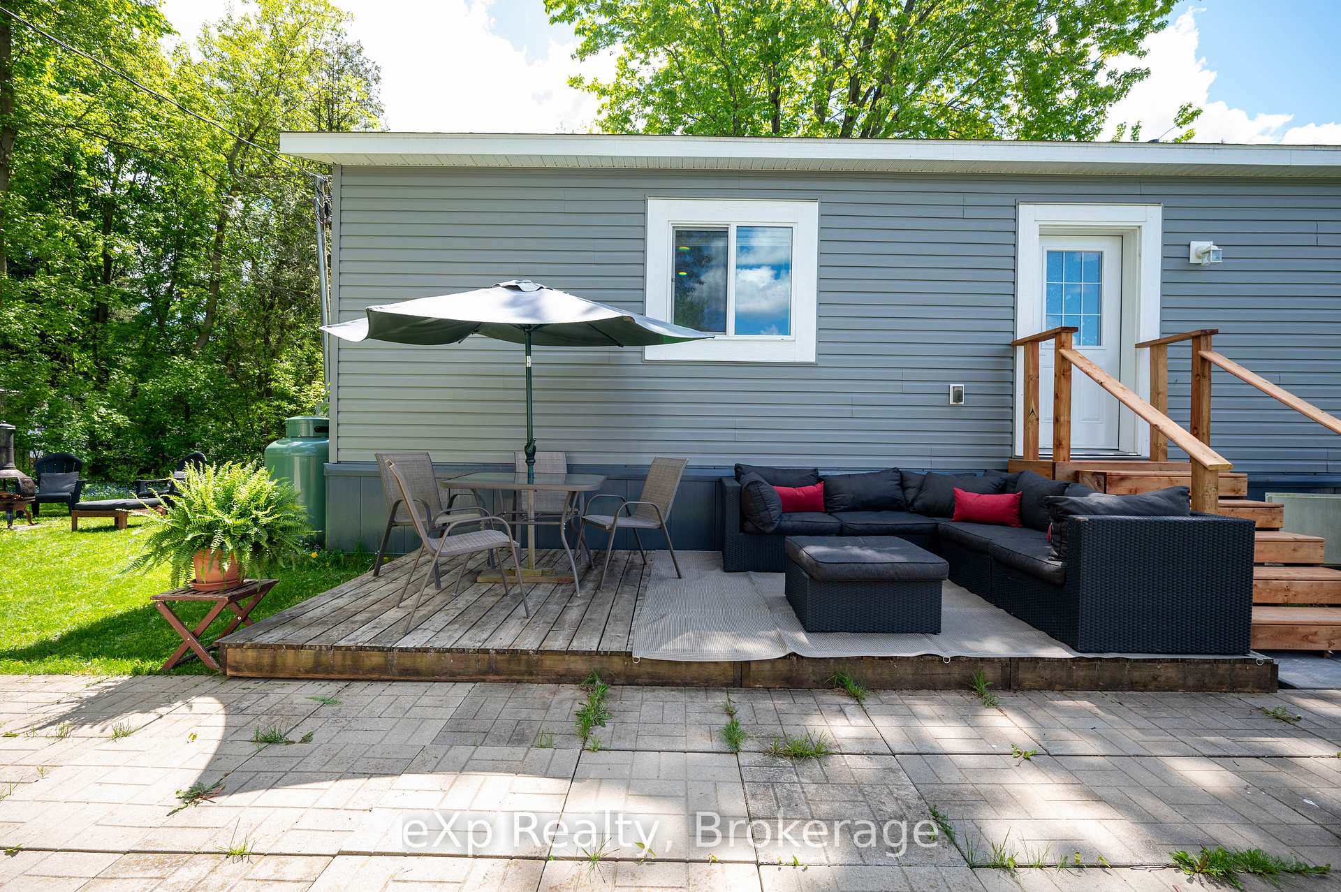 Photo 32 of 15 Cedar Lane, Erin, Hillsburgh — HOMEH