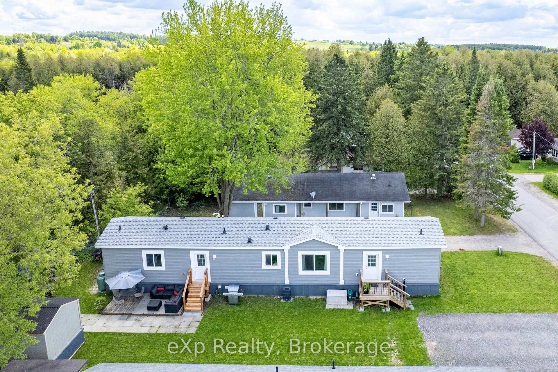 Photo 34 of 15 Cedar Lane, Erin, Hillsburgh — HOMEH