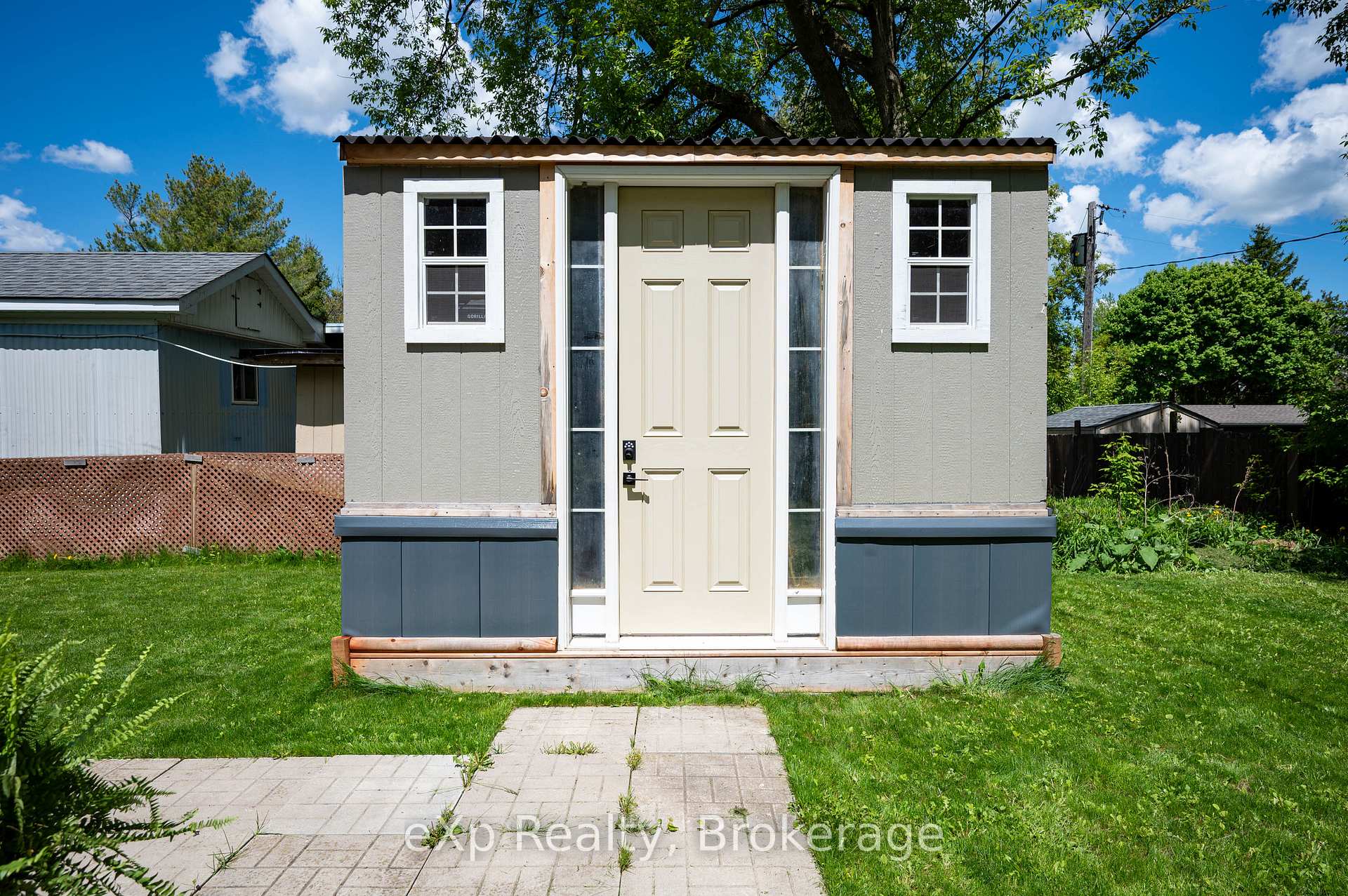 Photo 38 of 15 Cedar Lane, Erin, Hillsburgh — HOMEH