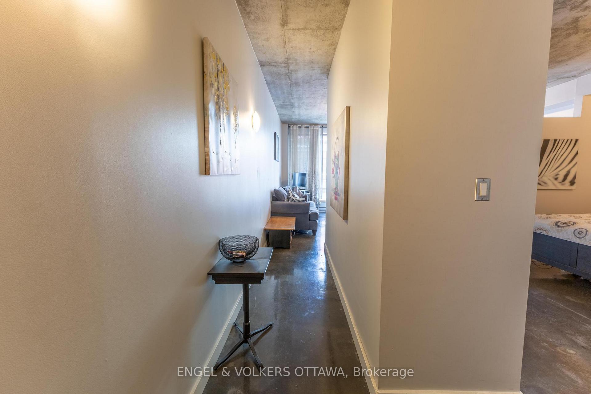Photo 3 of Unit 501, 383 Cumberland Street, Ottawa, Lower Town/Byward Market — HOMEH