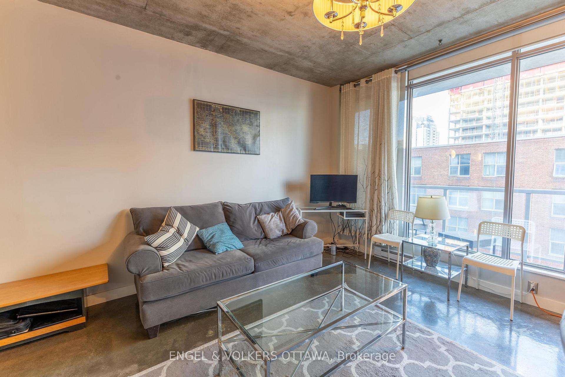 Photo 5 of Unit 501, 383 Cumberland Street, Ottawa, Lower Town/Byward Market — HOMEH