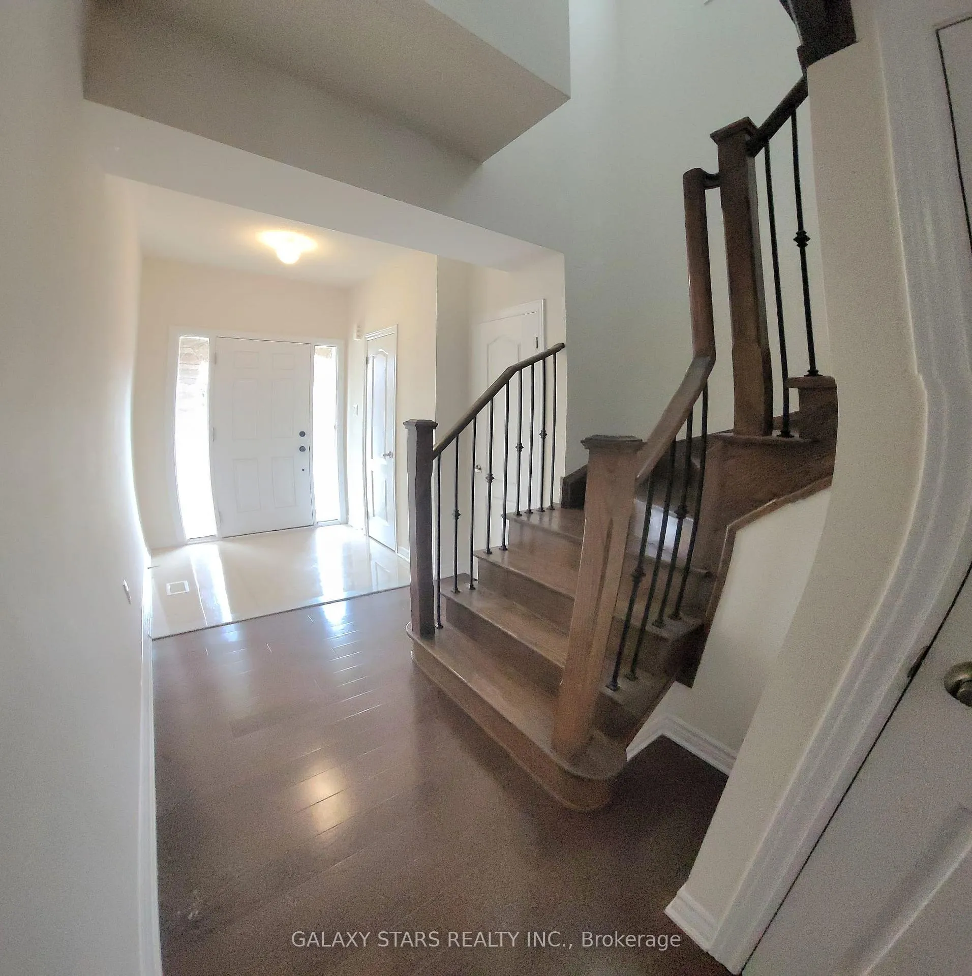 Photo 4 of 6 Stoddart Street, Brock, Beaverton — HOMEH