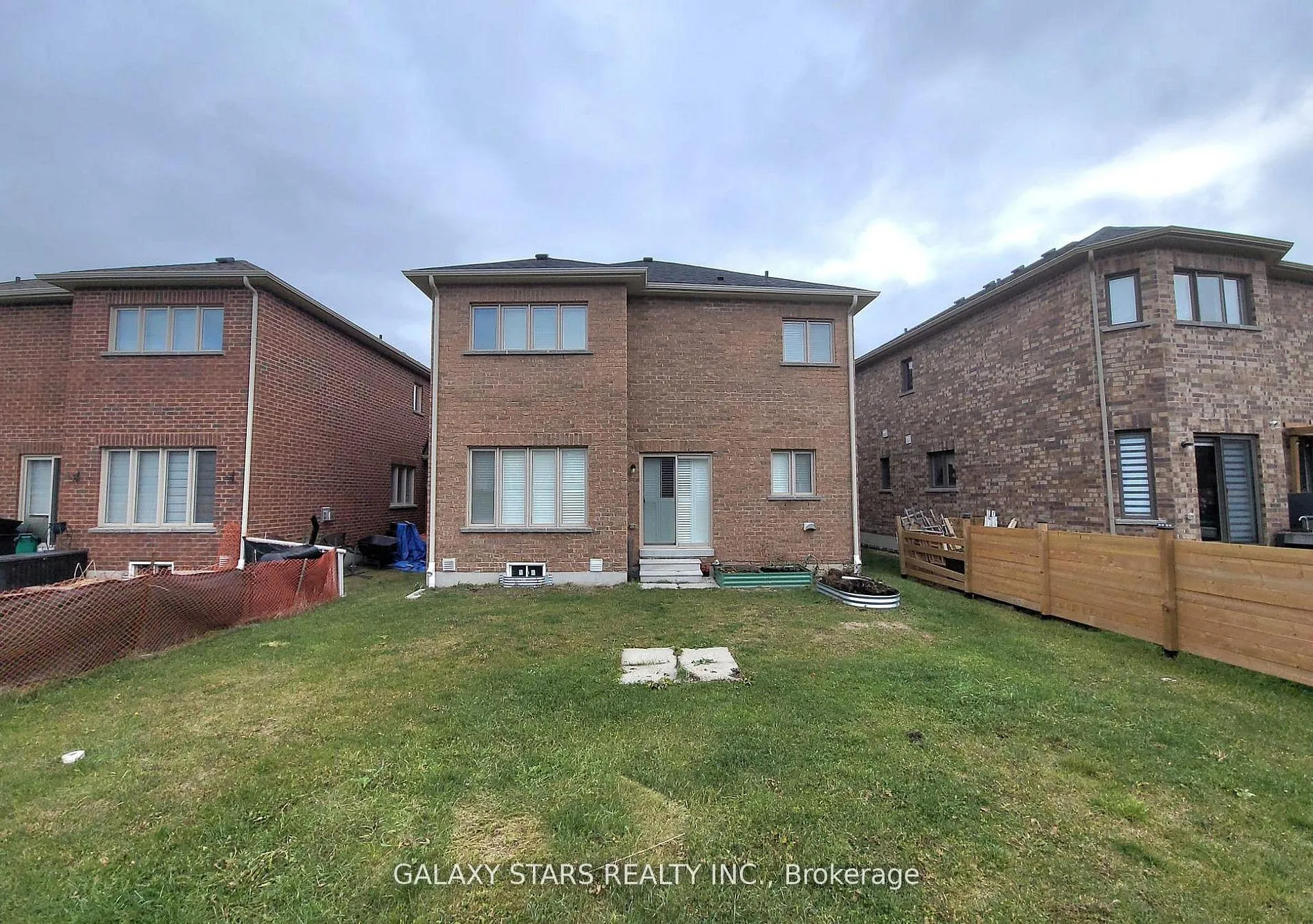 Photo 30 of 6 Stoddart Street, Brock, Beaverton — HOMEH