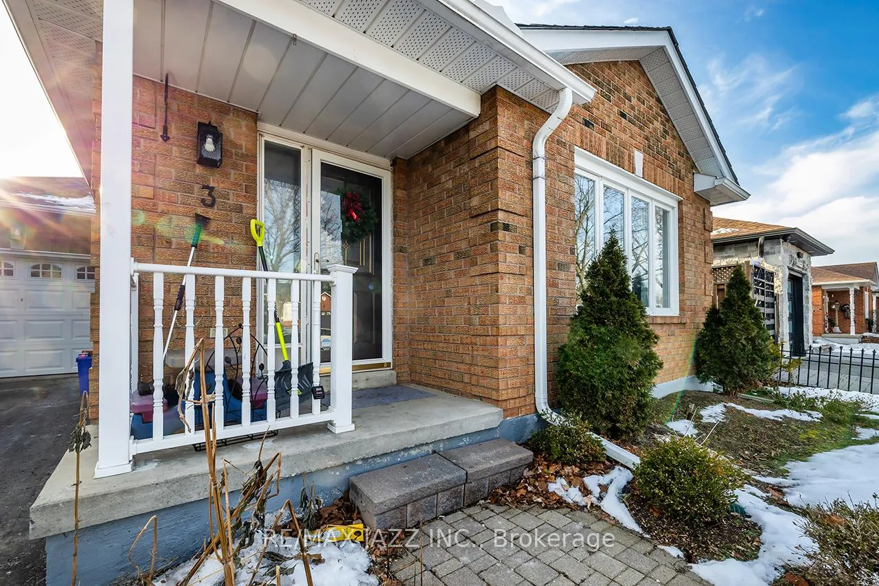 Photo 3 of 3 Devondale Street, Clarington, Courtice — HOMEH