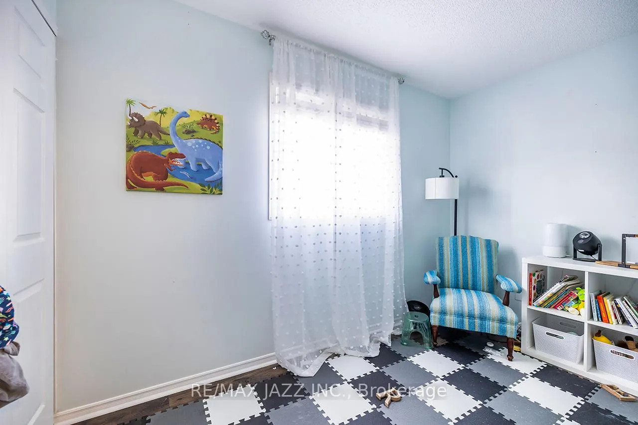 Photo 26 of 3 Devondale Street, Clarington, Courtice — HOMEH