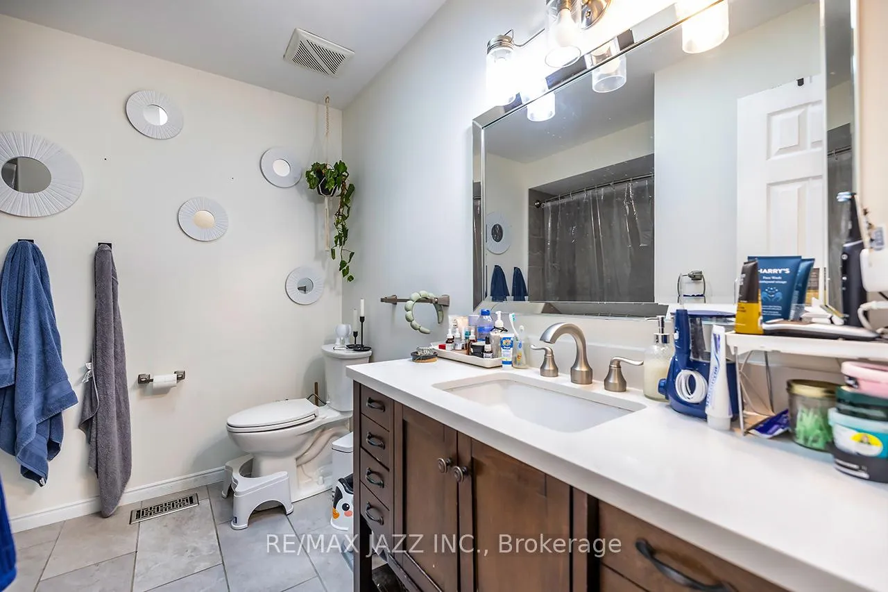 Photo 28 of 3 Devondale Street, Clarington, Courtice — HOMEH