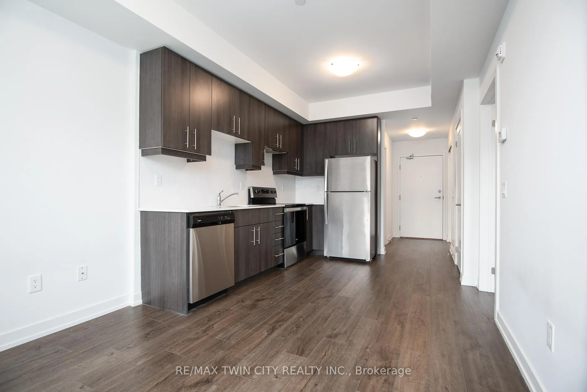 Photo 8 of Unit 505, 251 Northfield Drive E, Waterloo — HOMEH