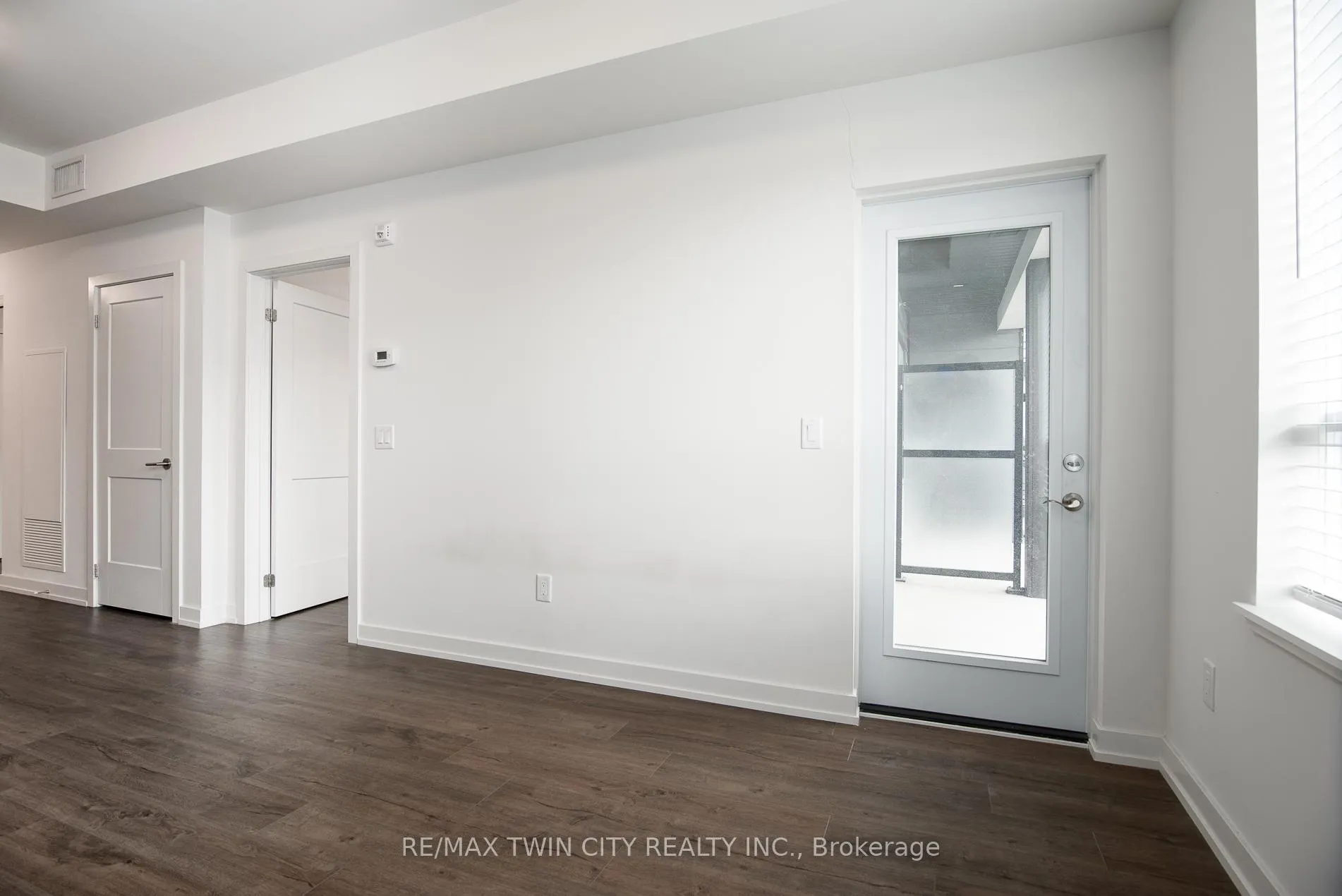 Photo 10 of Unit 505, 251 Northfield Drive E, Waterloo — HOMEH