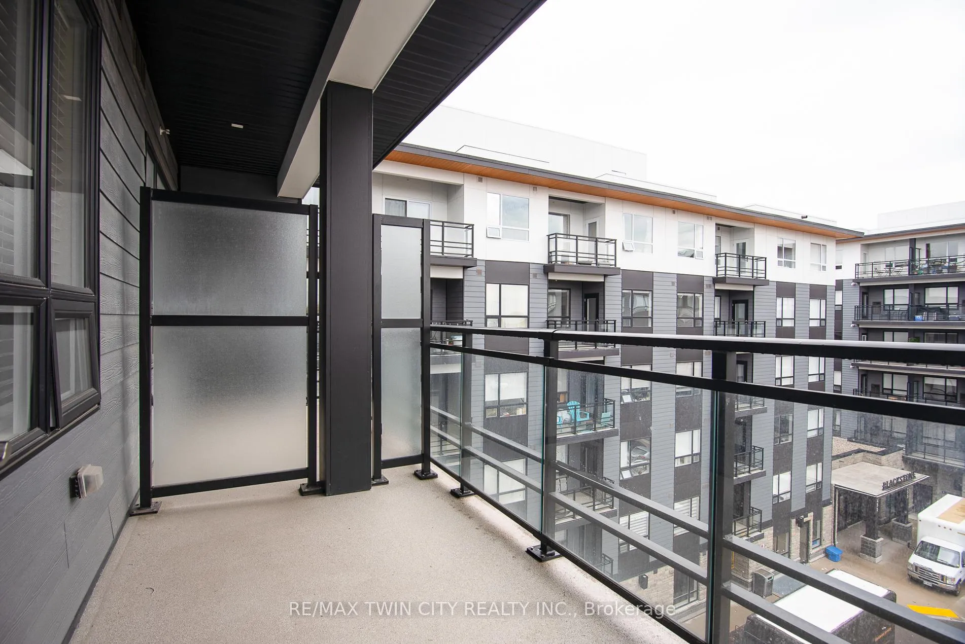 Photo 11 of Unit 505, 251 Northfield Drive E, Waterloo — HOMEH