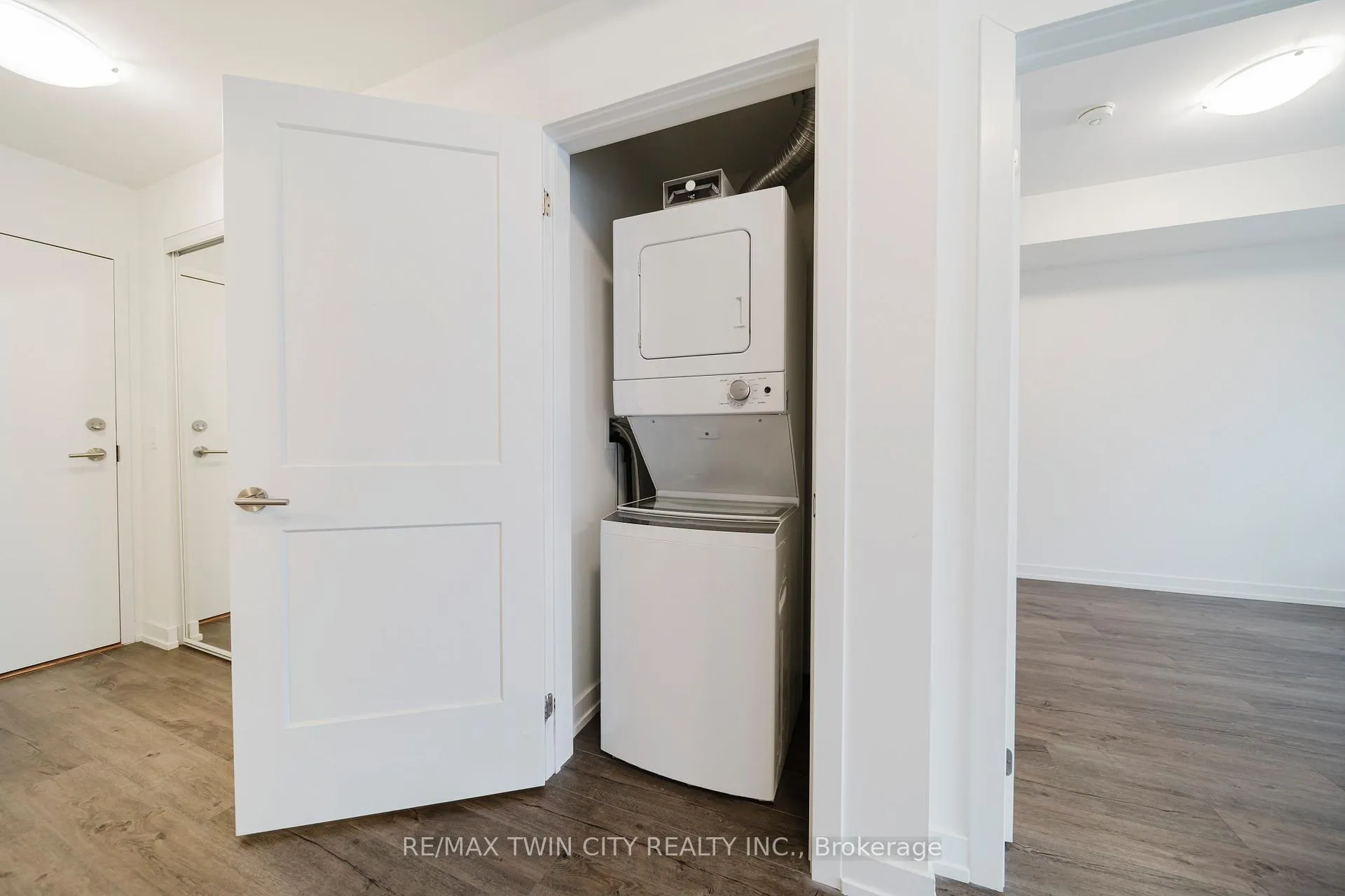 Photo 22 of Unit 505, 251 Northfield Drive E, Waterloo — HOMEH