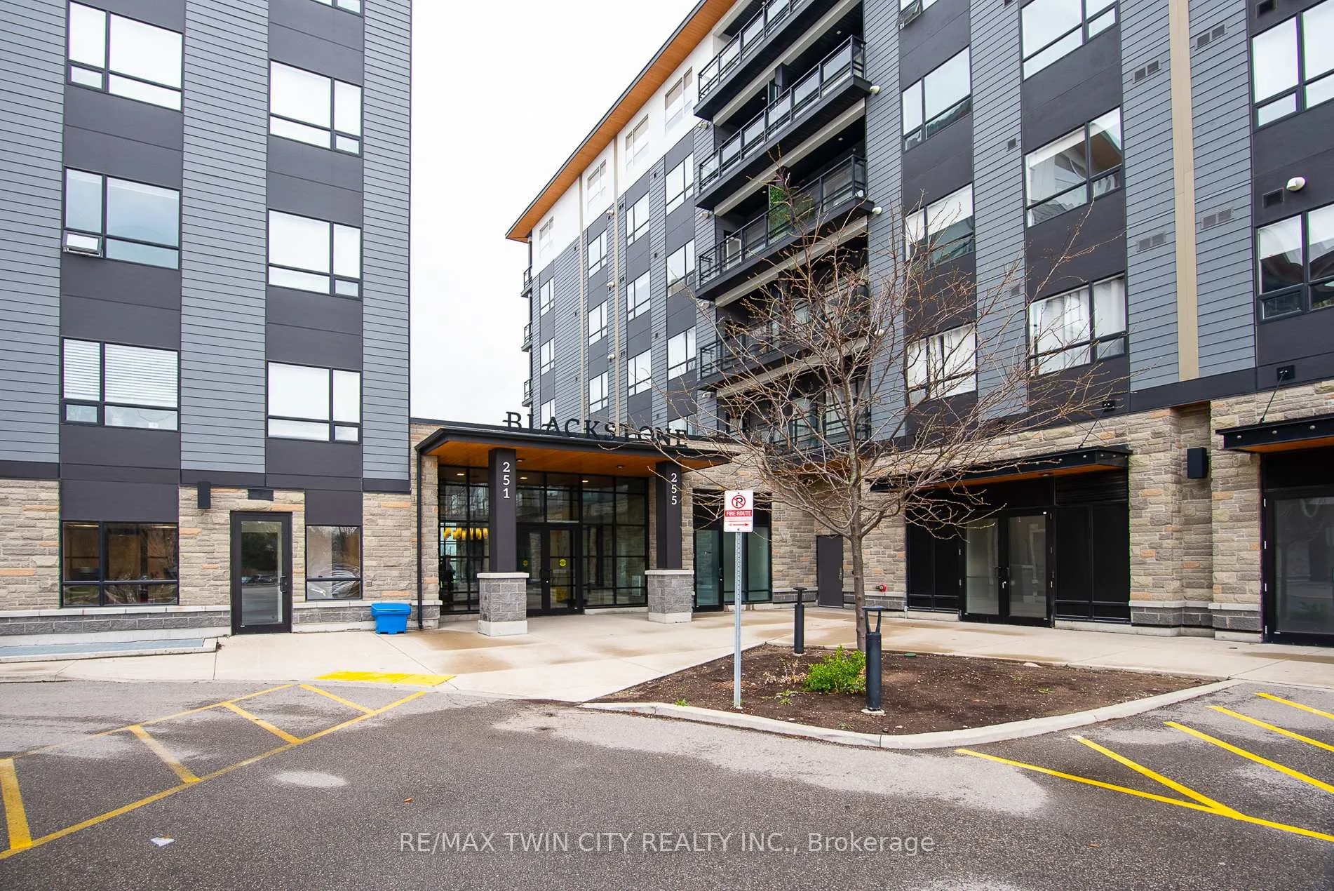Photo 28 of Unit 505, 251 Northfield Drive E, Waterloo — HOMEH