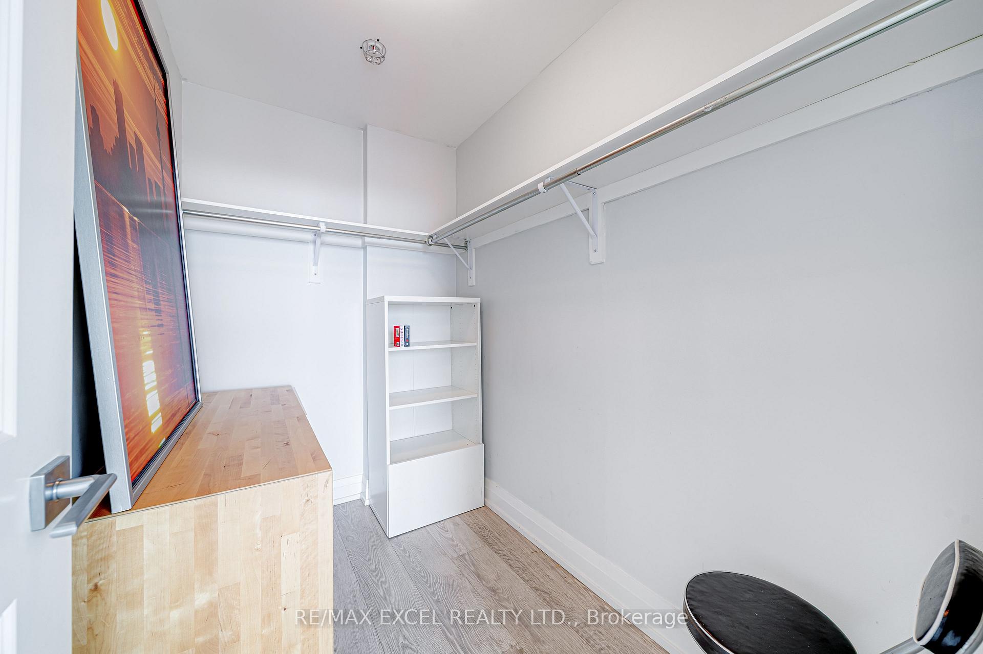 Photo 20 of Unit 2006, 7165 Yonge Street, Markham, Grandview — HOMEH