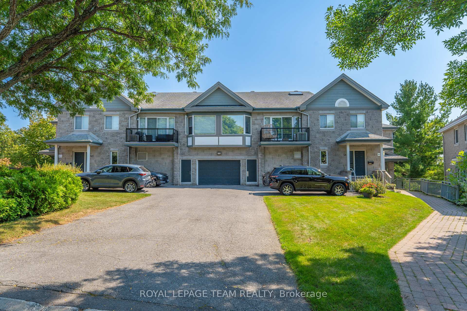 Photo 1 of 54 Robson Court, Ottawa, Kanata - Kanata Lakes/Heritage Hills — HOMEH