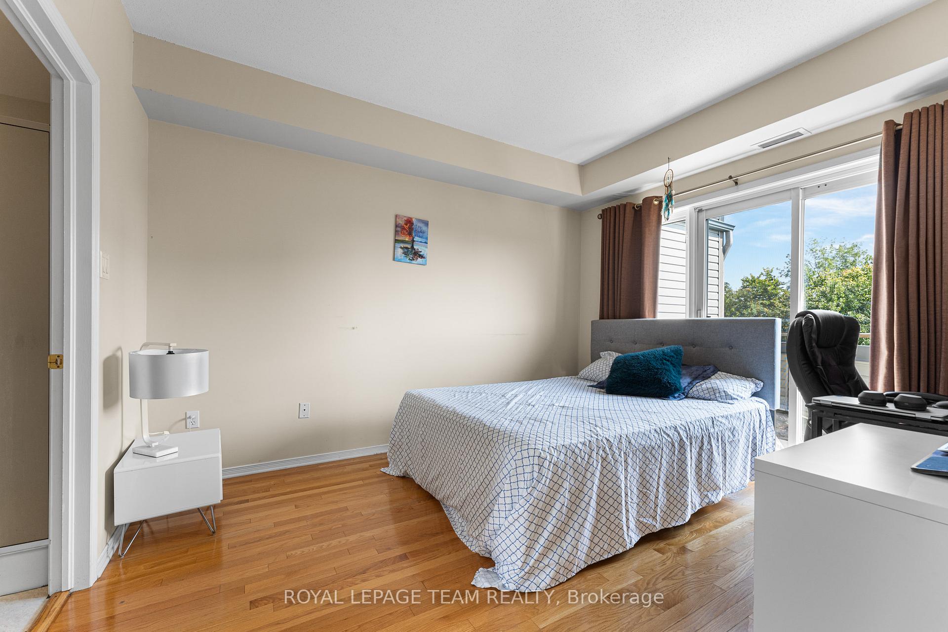 Photo 14 of 54 Robson Court, Ottawa, Kanata - Kanata Lakes/Heritage Hills — HOMEH