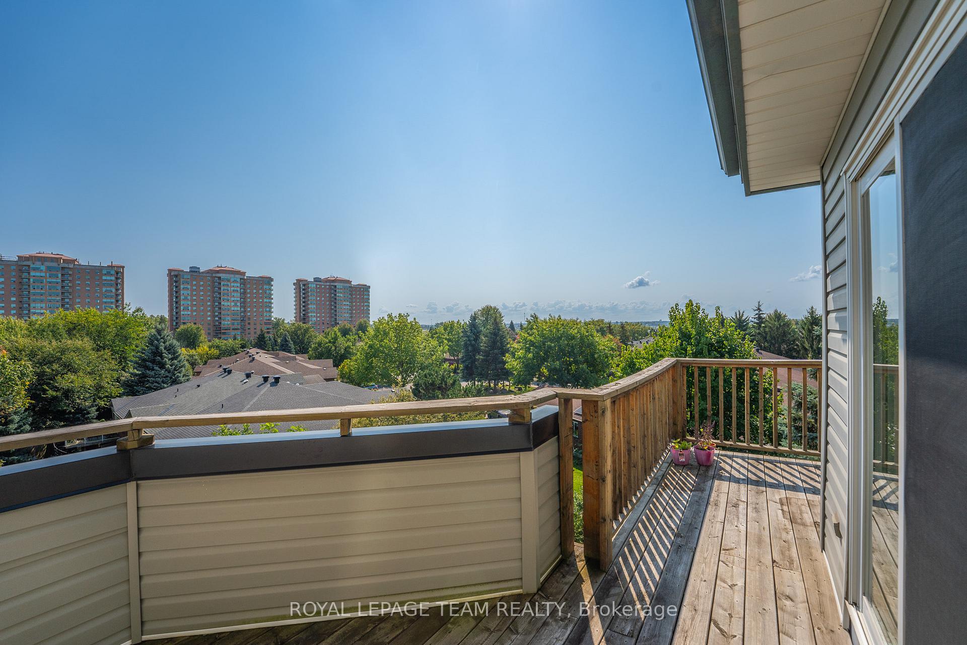 Photo 19 of 54 Robson Court, Ottawa, Kanata - Kanata Lakes/Heritage Hills — HOMEH