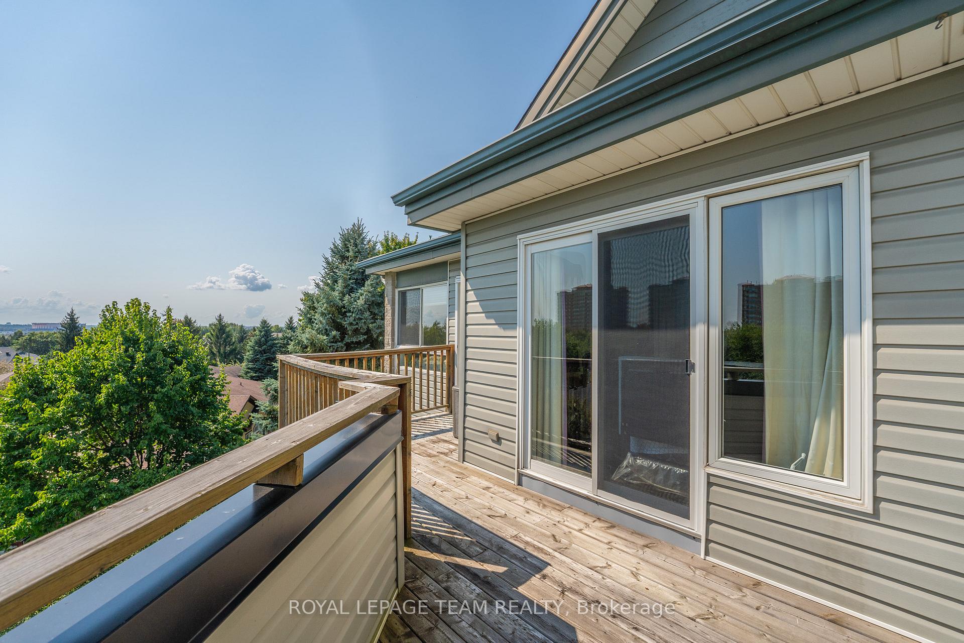 Photo 20 of 54 Robson Court, Ottawa, Kanata - Kanata Lakes/Heritage Hills — HOMEH