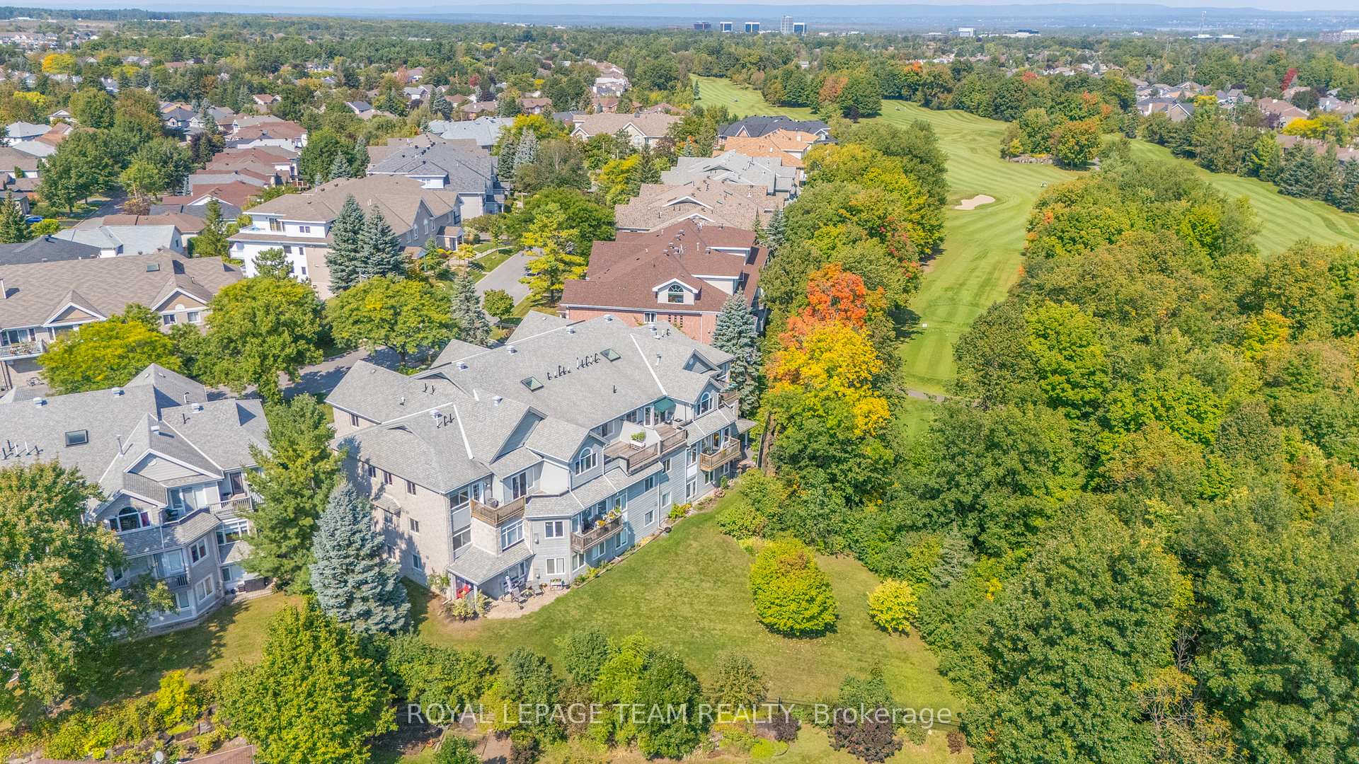 Photo 25 of 54 Robson Court, Ottawa, Kanata - Kanata Lakes/Heritage Hills — HOMEH