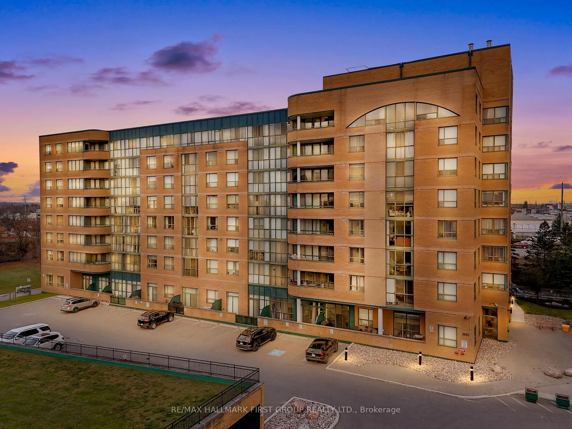 Photo 1 of Unit 405, 1665 Pickering Parkway, Pickering, Village East — HOMEH