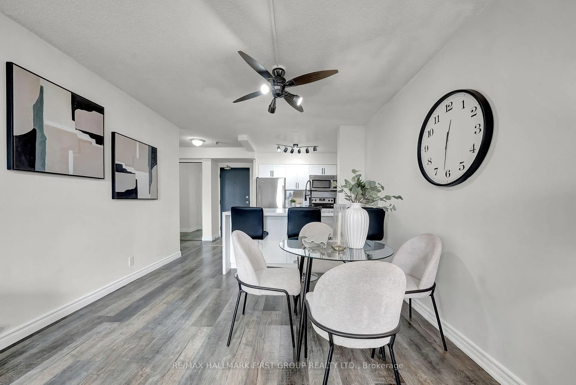 Photo 3 of Unit 405, 1665 Pickering Parkway, Pickering, Village East — HOMEH