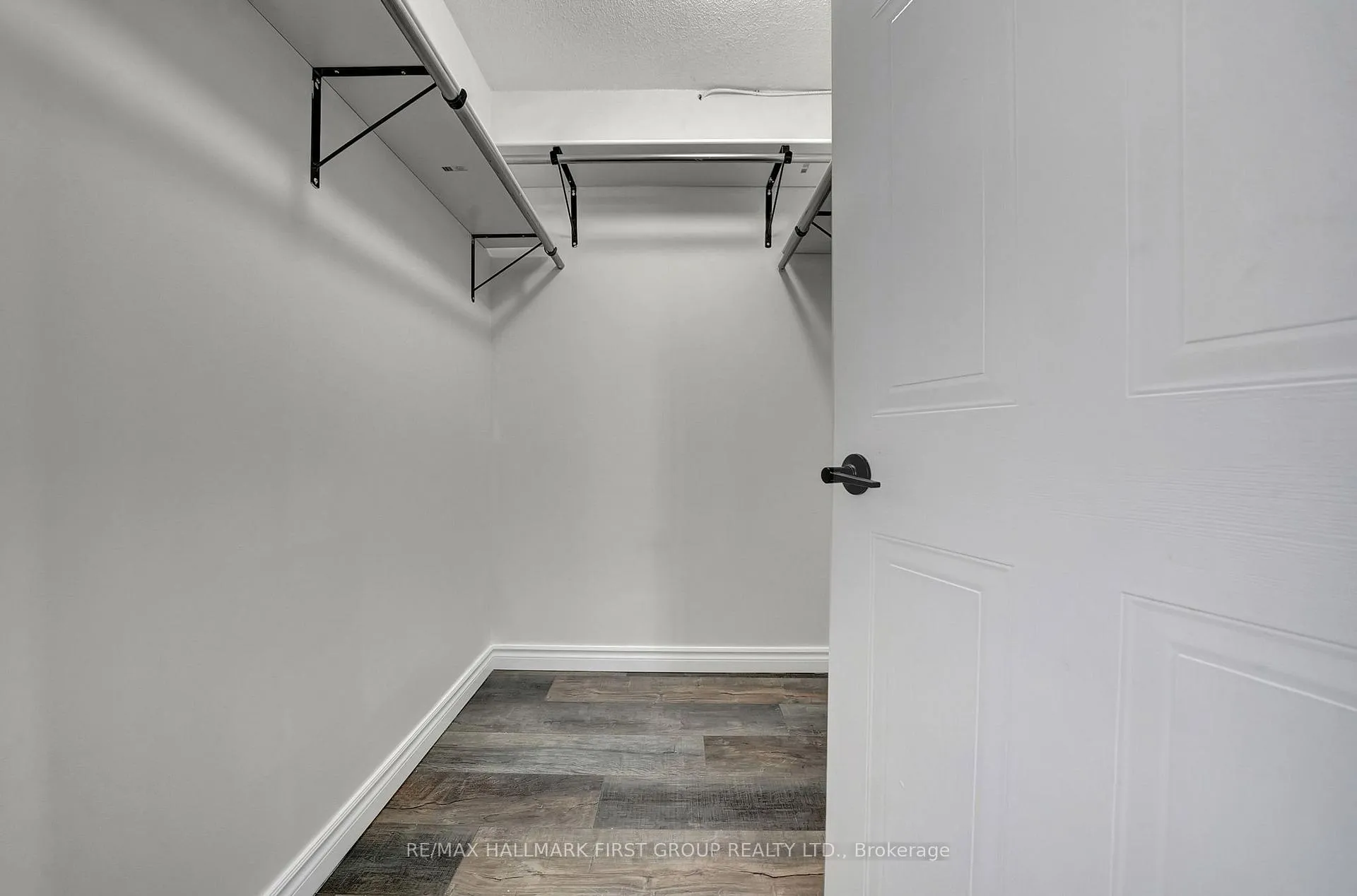 Photo 18 of Unit 405, 1665 Pickering Parkway, Pickering, Village East — HOMEH