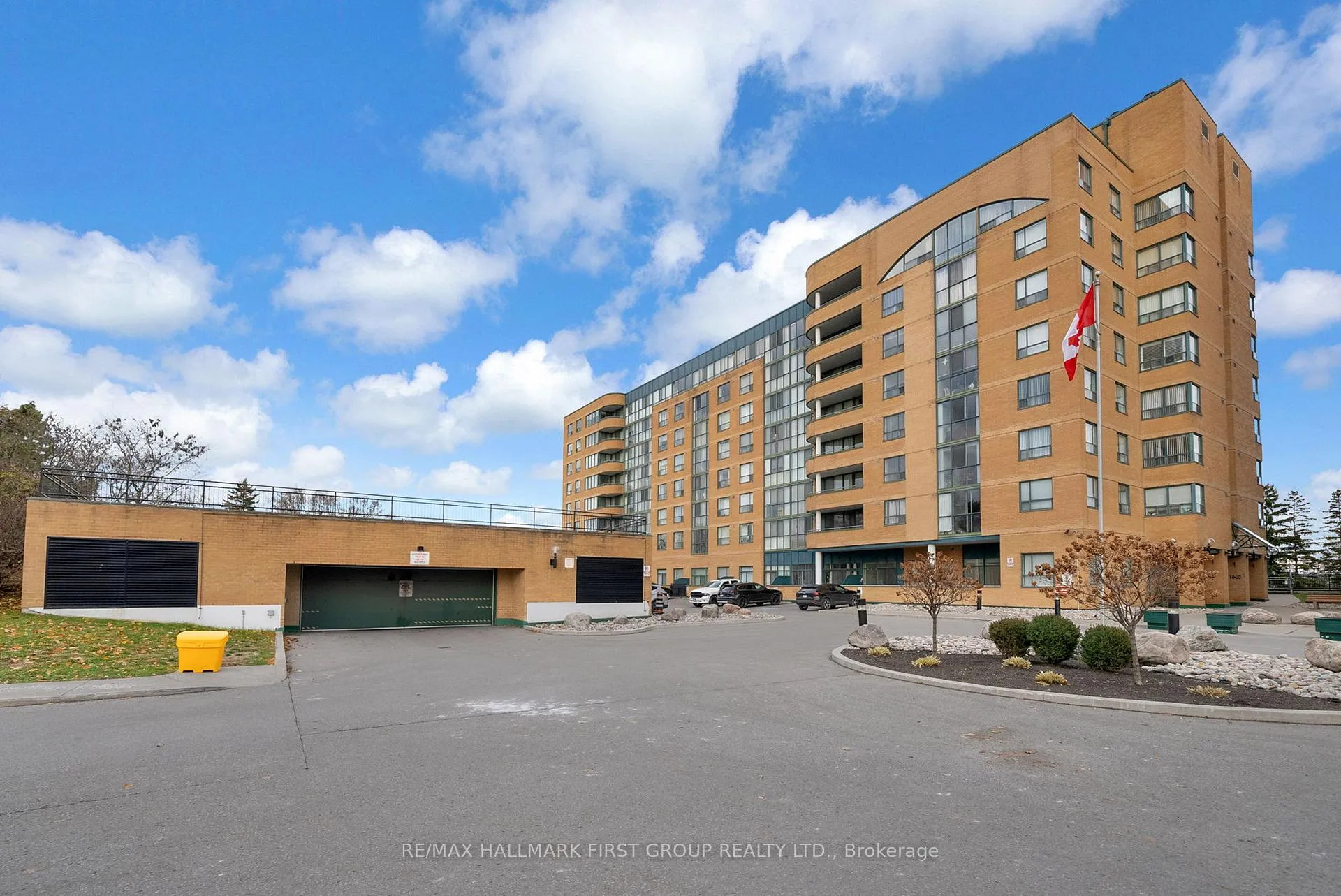 Photo 34 of Unit 405, 1665 Pickering Parkway, Pickering, Village East — HOMEH