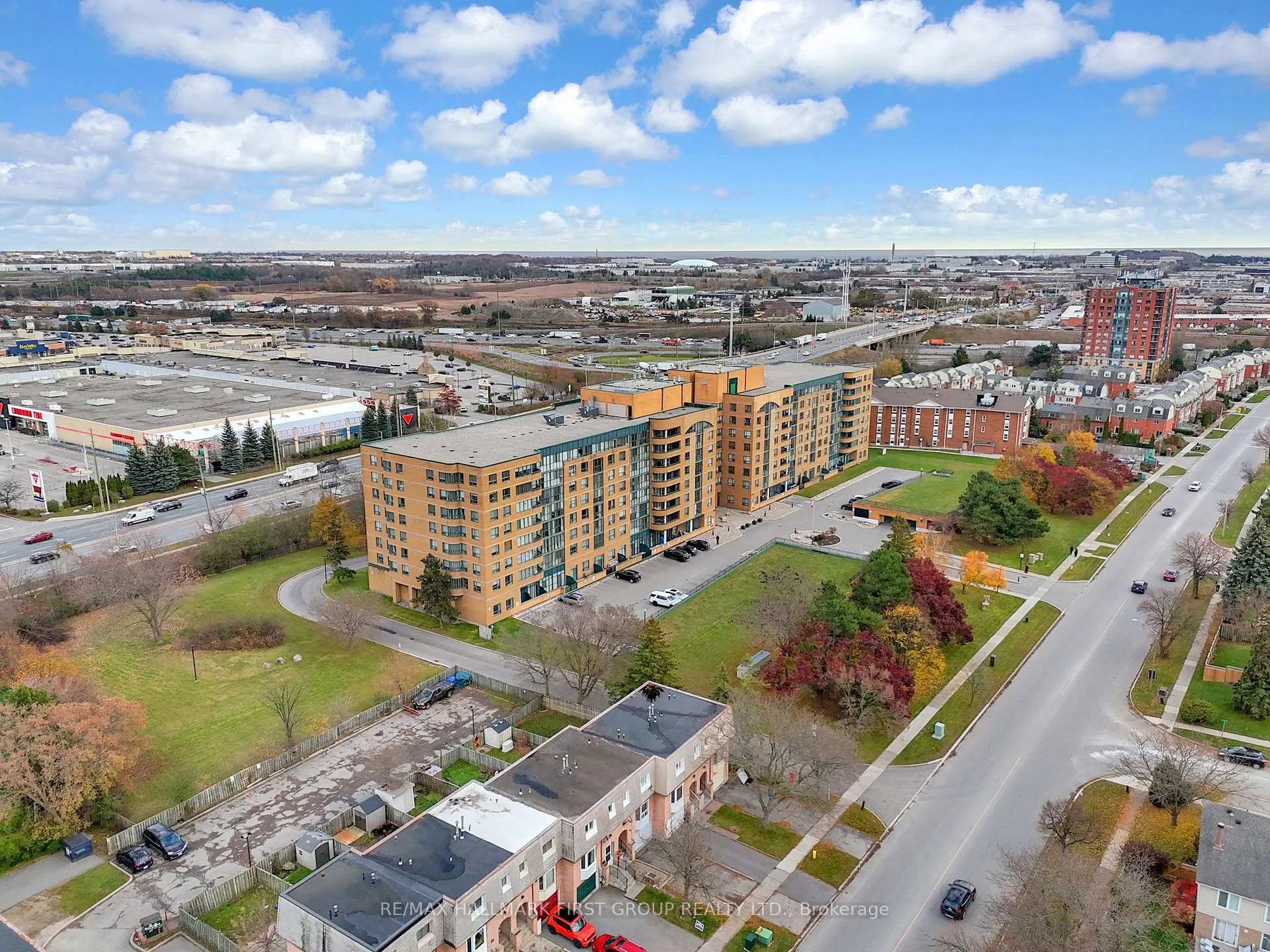 Photo 36 of Unit 405, 1665 Pickering Parkway, Pickering, Village East — HOMEH