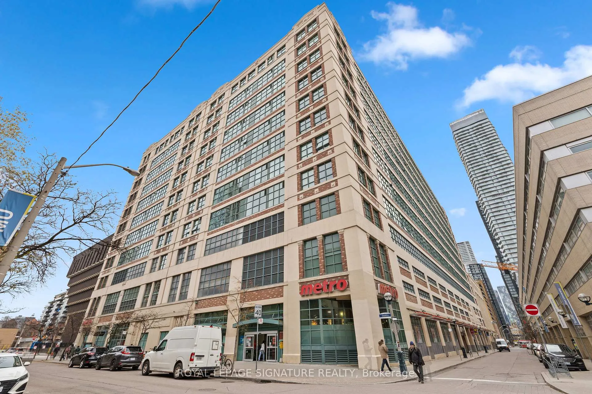Front of Unit 404, 135 Dalhousie Street
