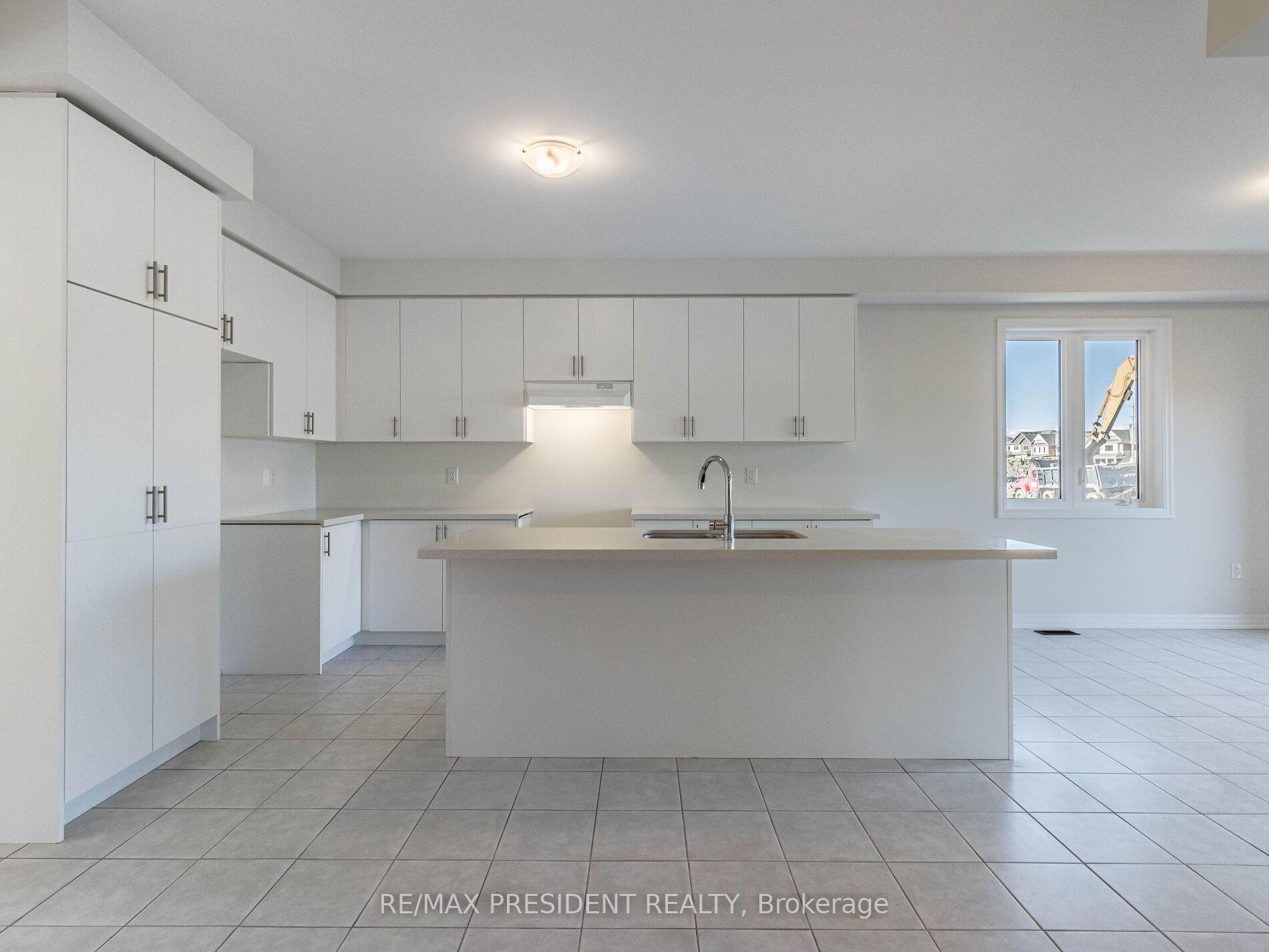 Photo 8 of 253 Warden Street, Clearview, Stayner — HOMEH