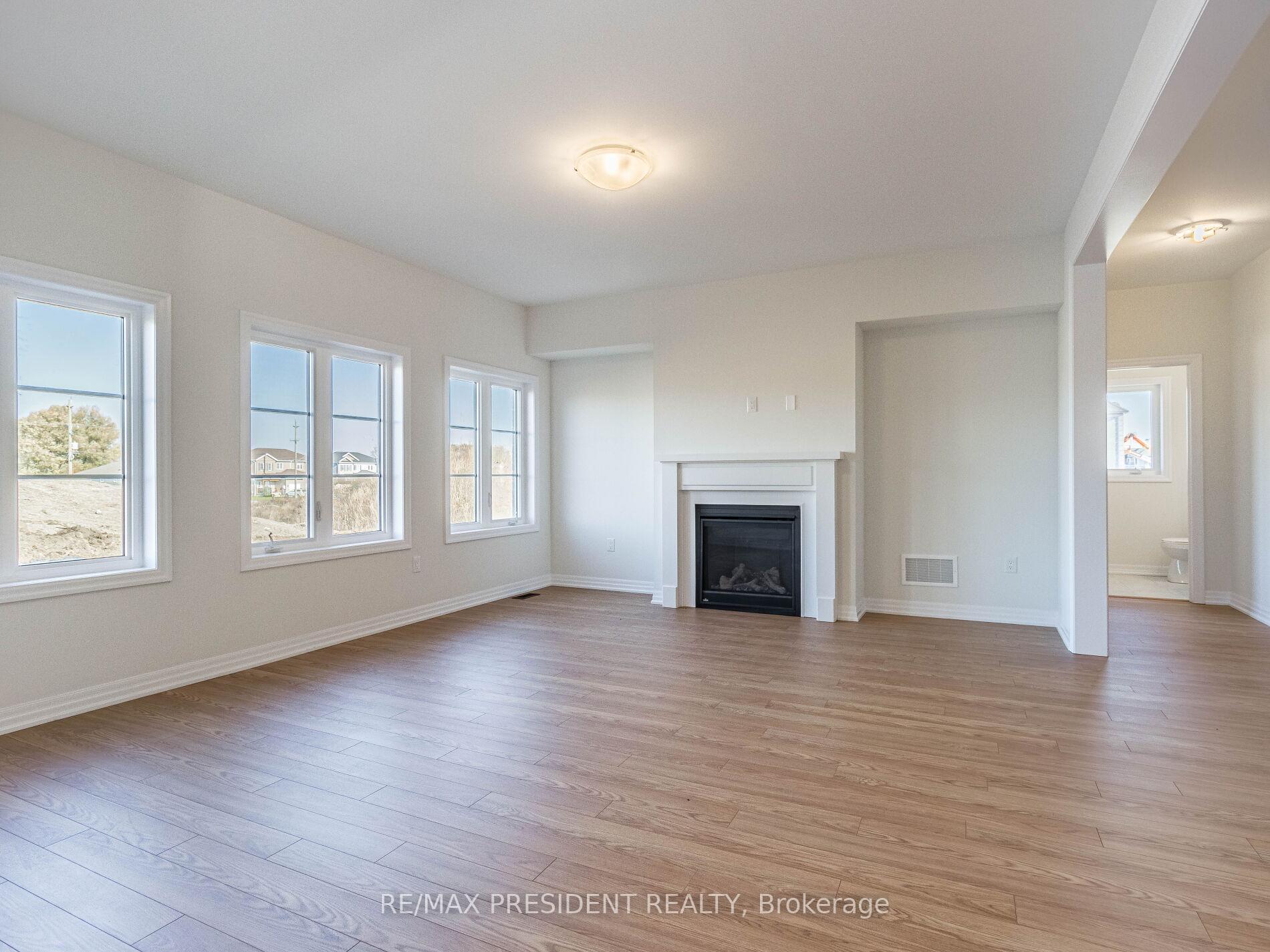 Photo 11 of 253 Warden Street, Clearview, Stayner — HOMEH