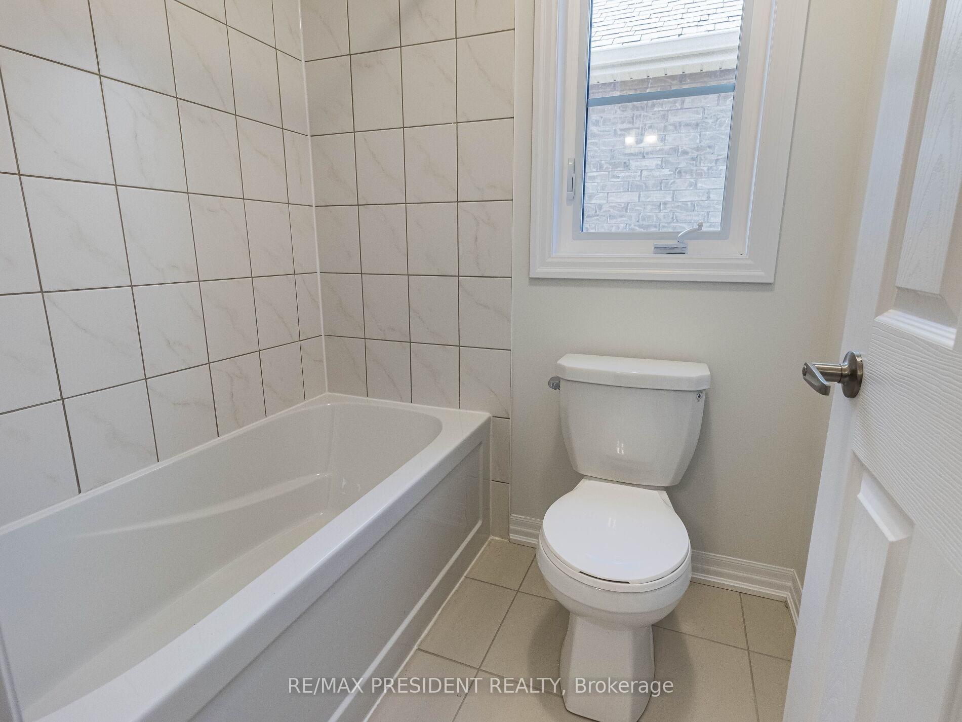 Photo 33 of 253 Warden Street, Clearview, Stayner — HOMEH
