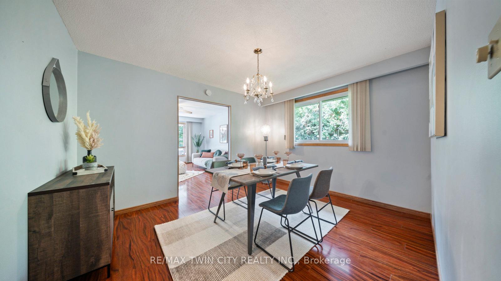 Photo 16 of 6 Ventnor Court, Brantford — HOMEH