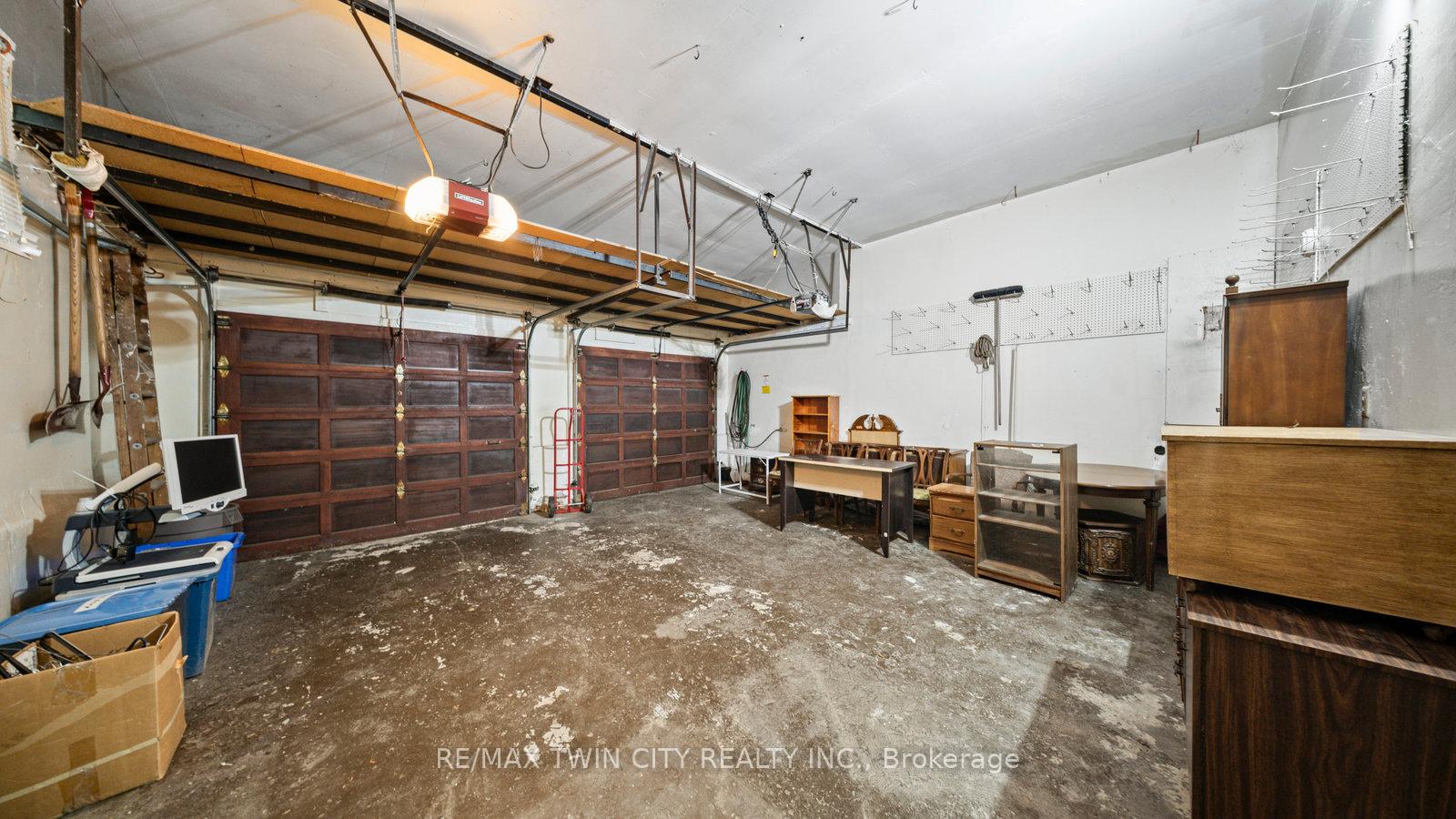 Photo 27 of 6 Ventnor Court, Brantford — HOMEH