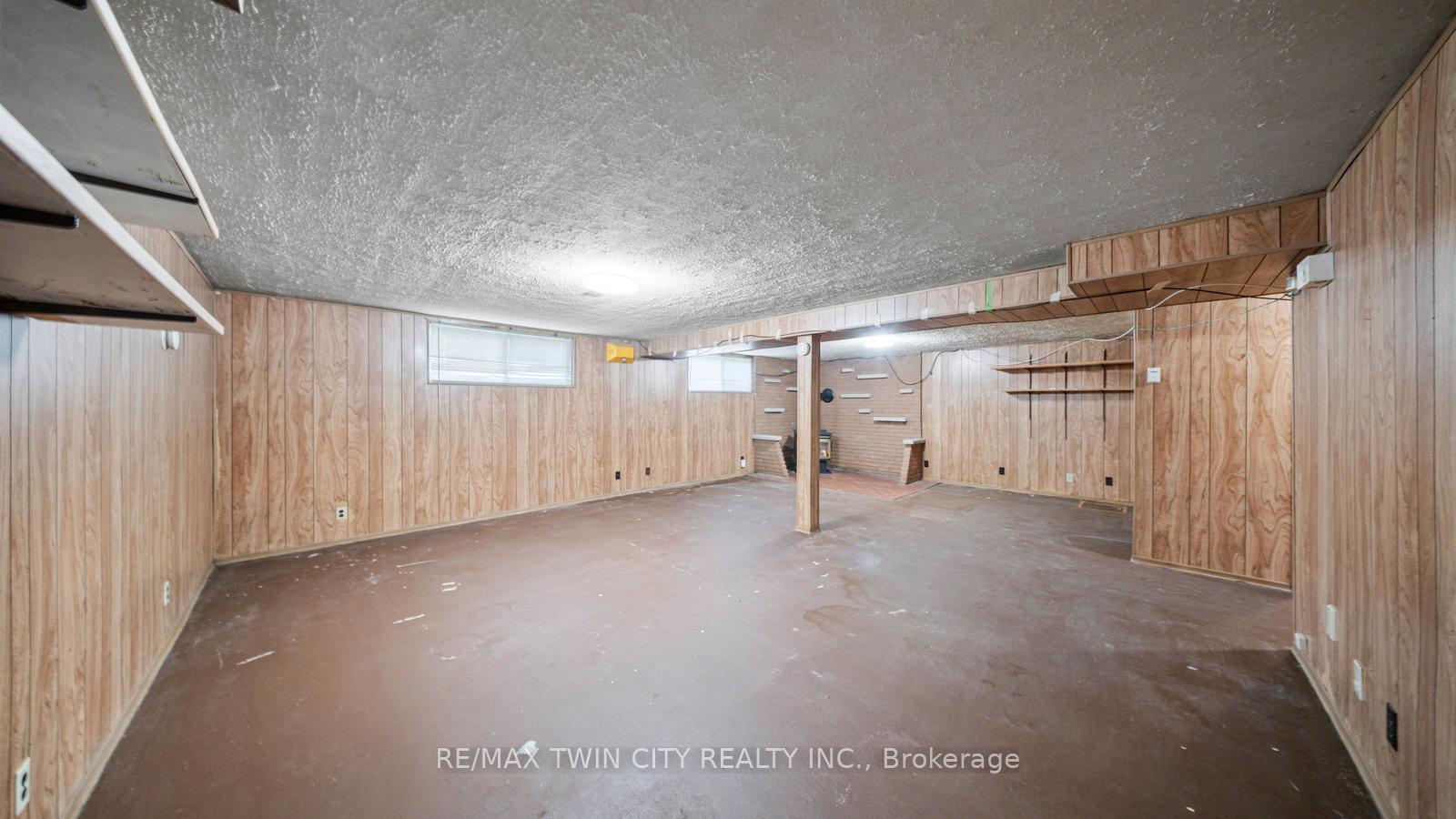 Photo 42 of 6 Ventnor Court, Brantford — HOMEH