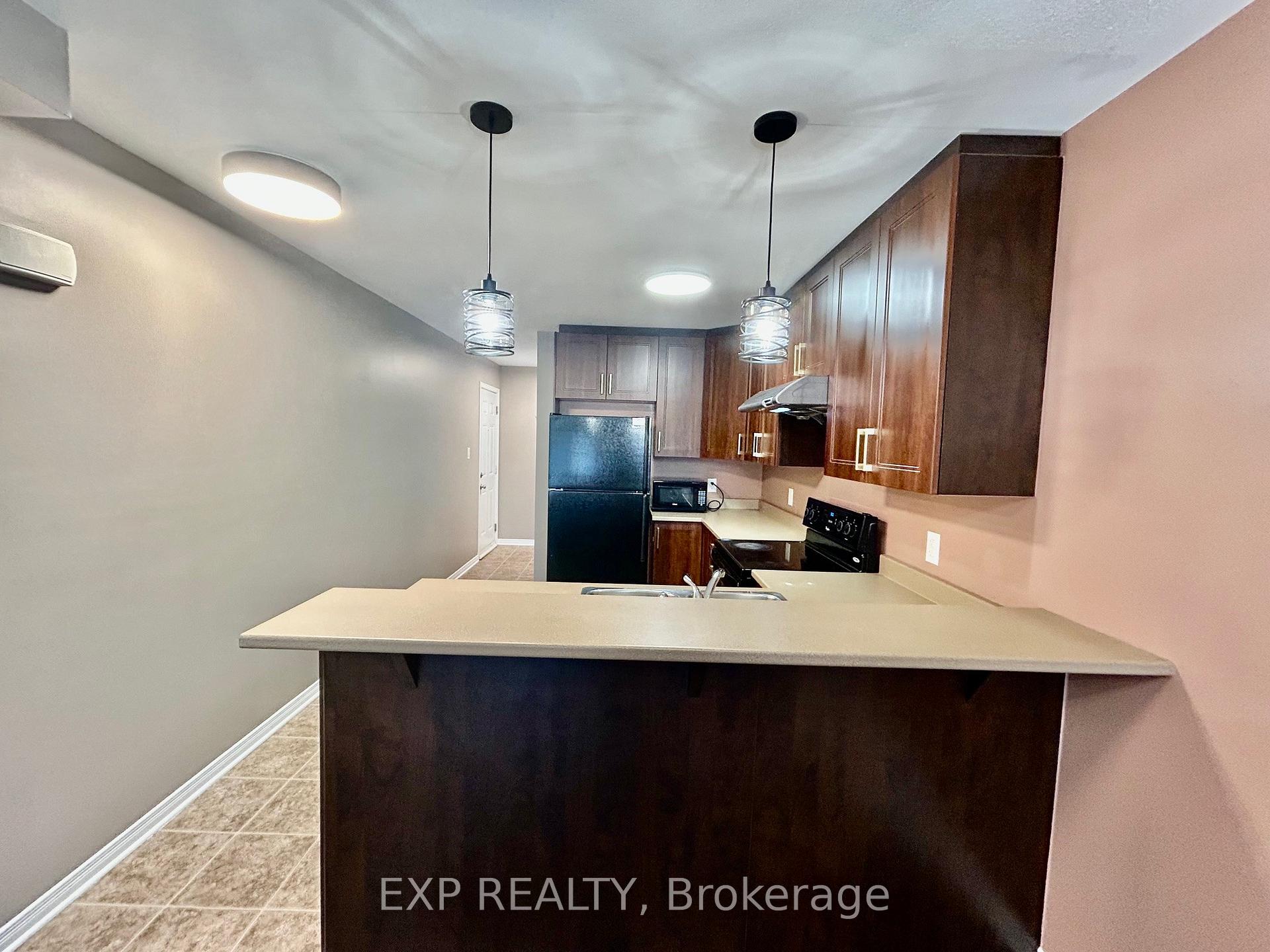 Photo 9 of 208 Shanly Private, Ottawa, Barrhaven - Stonebridge — HOMEH