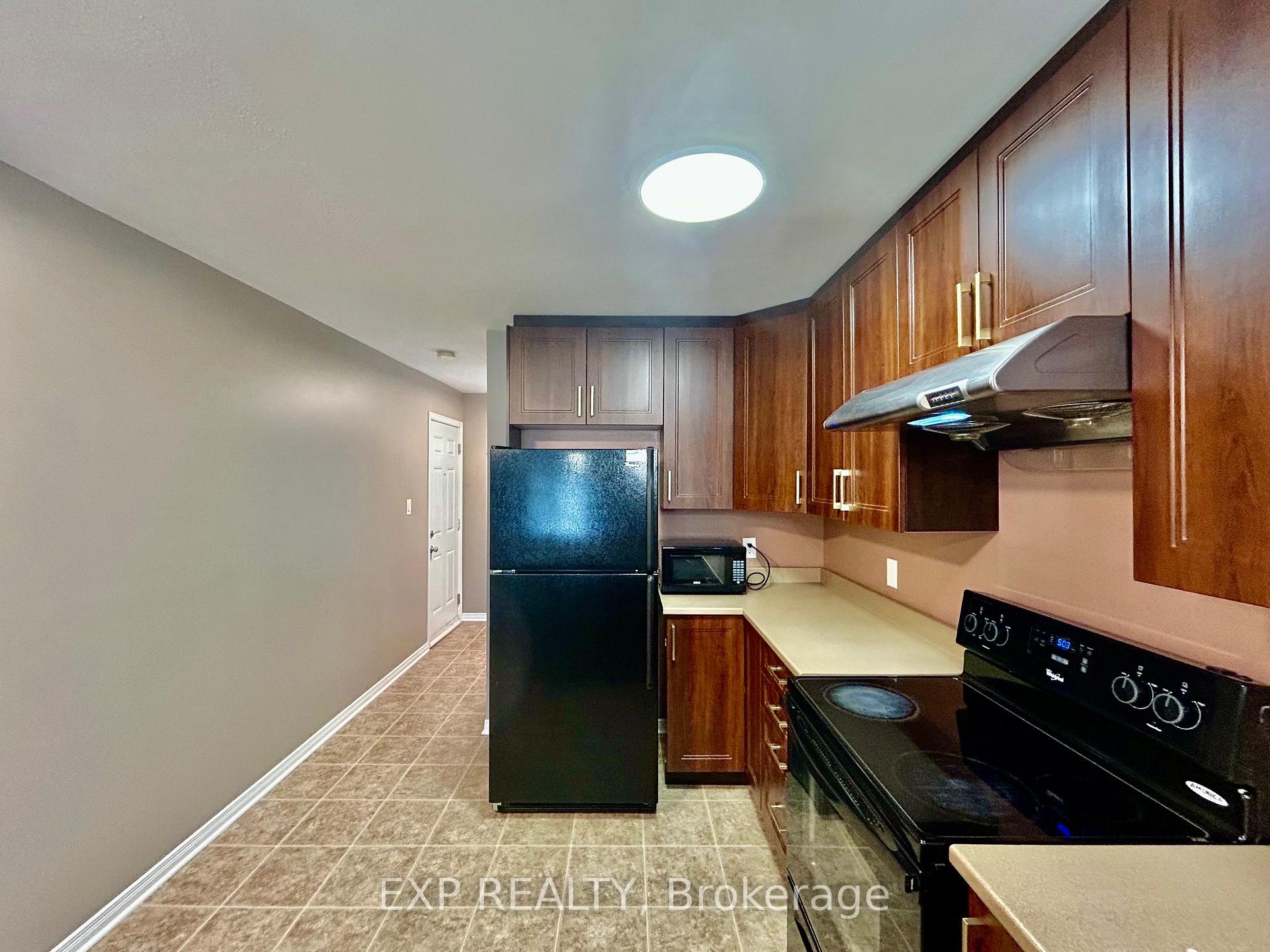 Photo 11 of 208 Shanly Private, Ottawa, Barrhaven - Stonebridge — HOMEH