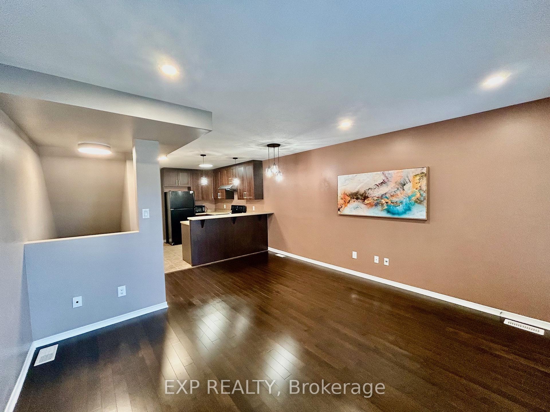 Photo 17 of 208 Shanly Private, Ottawa, Barrhaven - Stonebridge — HOMEH