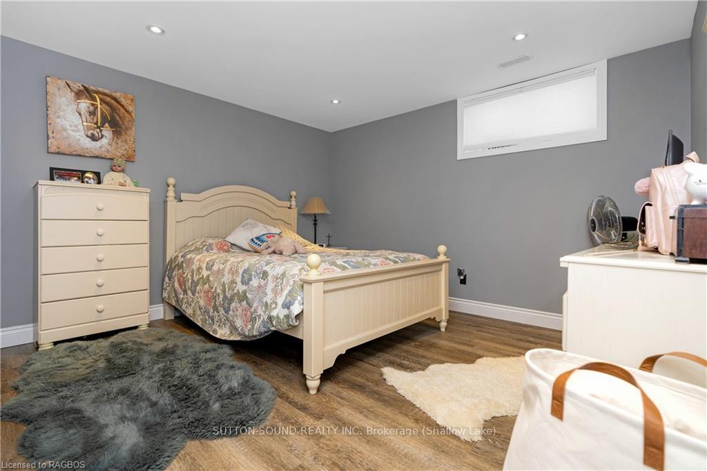 Photo 27 of 101 Arnott Lane, Chatsworth — HOMEH