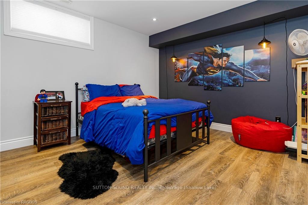 Photo 20 of 101 Arnott Lane, Chatsworth — HOMEH