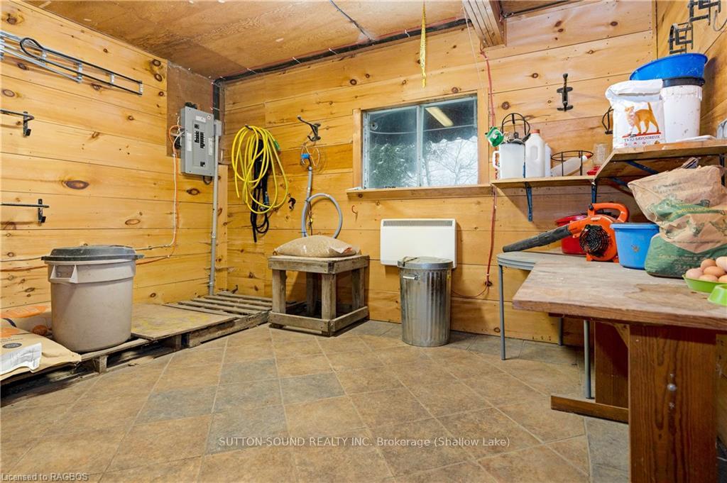 Photo 24 of 101 Arnott Lane, Chatsworth — HOMEH