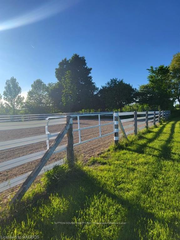 Photo 29 of 101 Arnott Lane, Chatsworth — HOMEH