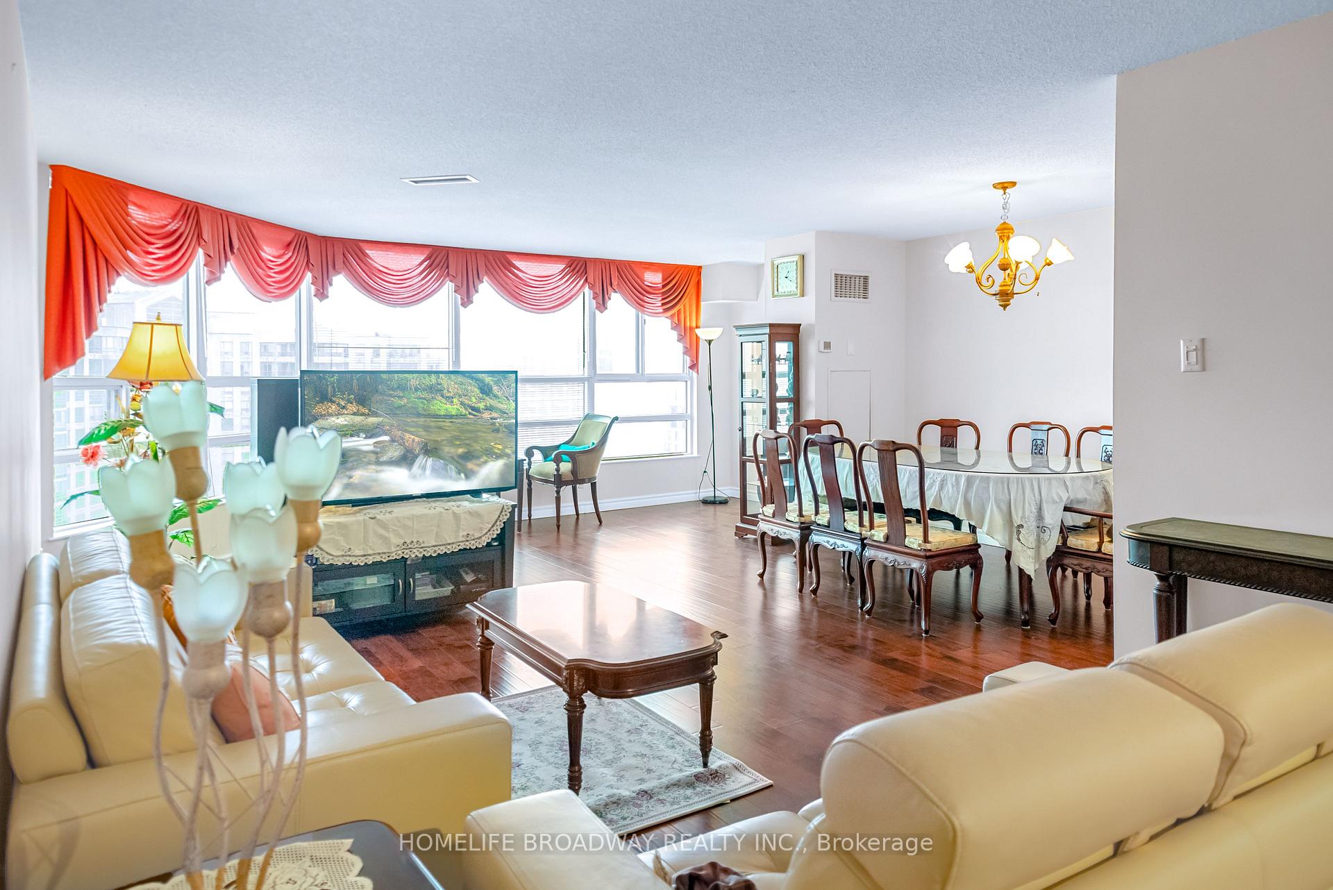 Photo 8 of Unit 1319, 7825 Bayview Avenue, Markham, Aileen-Willowbrook — HOMEH