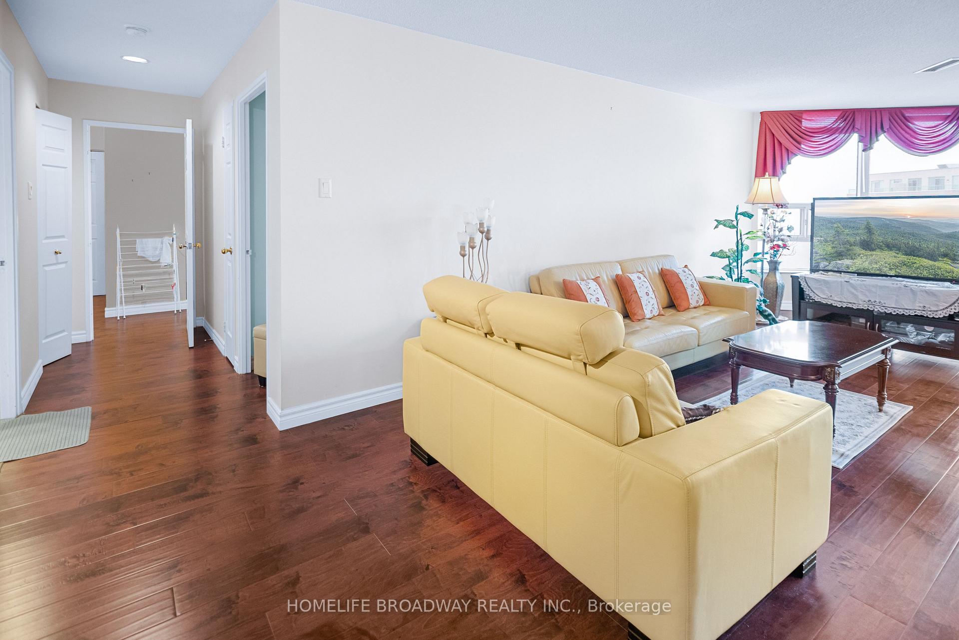 Photo 17 of Unit 1319, 7825 Bayview Avenue, Markham, Aileen-Willowbrook — HOMEH