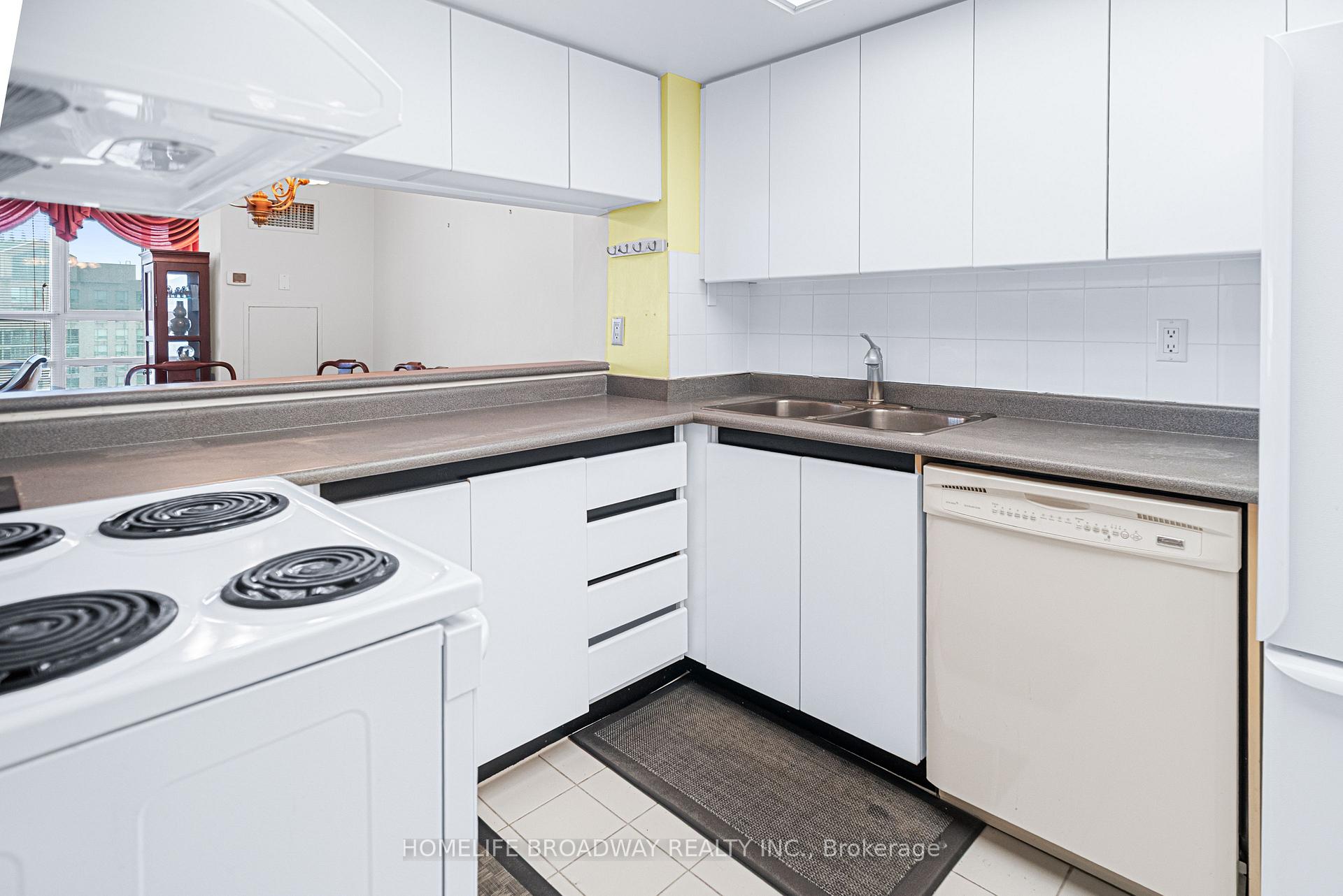 Photo 27 of Unit 1319, 7825 Bayview Avenue, Markham, Aileen-Willowbrook — HOMEH